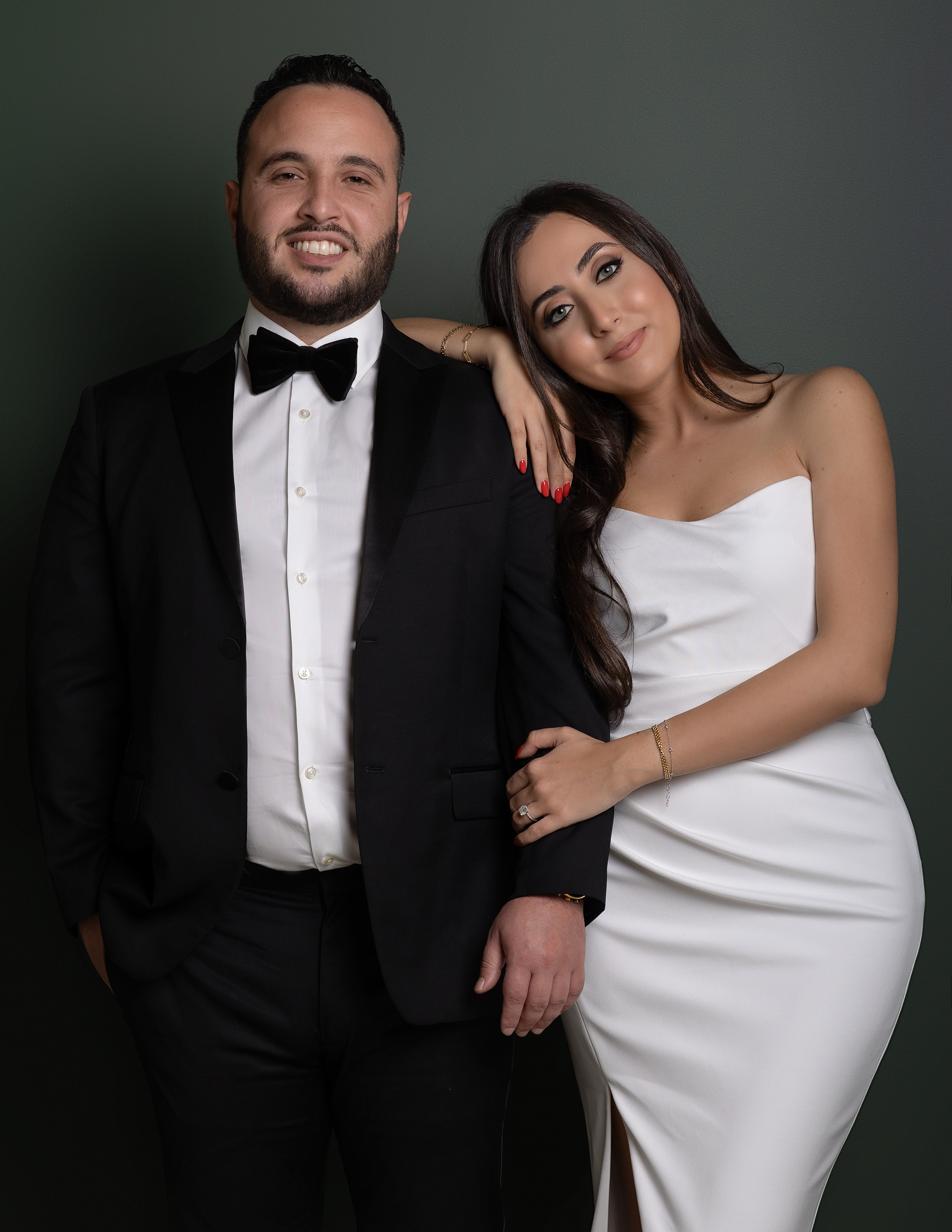 Portraits. Los Angeles maternity, boudoir and family photographer