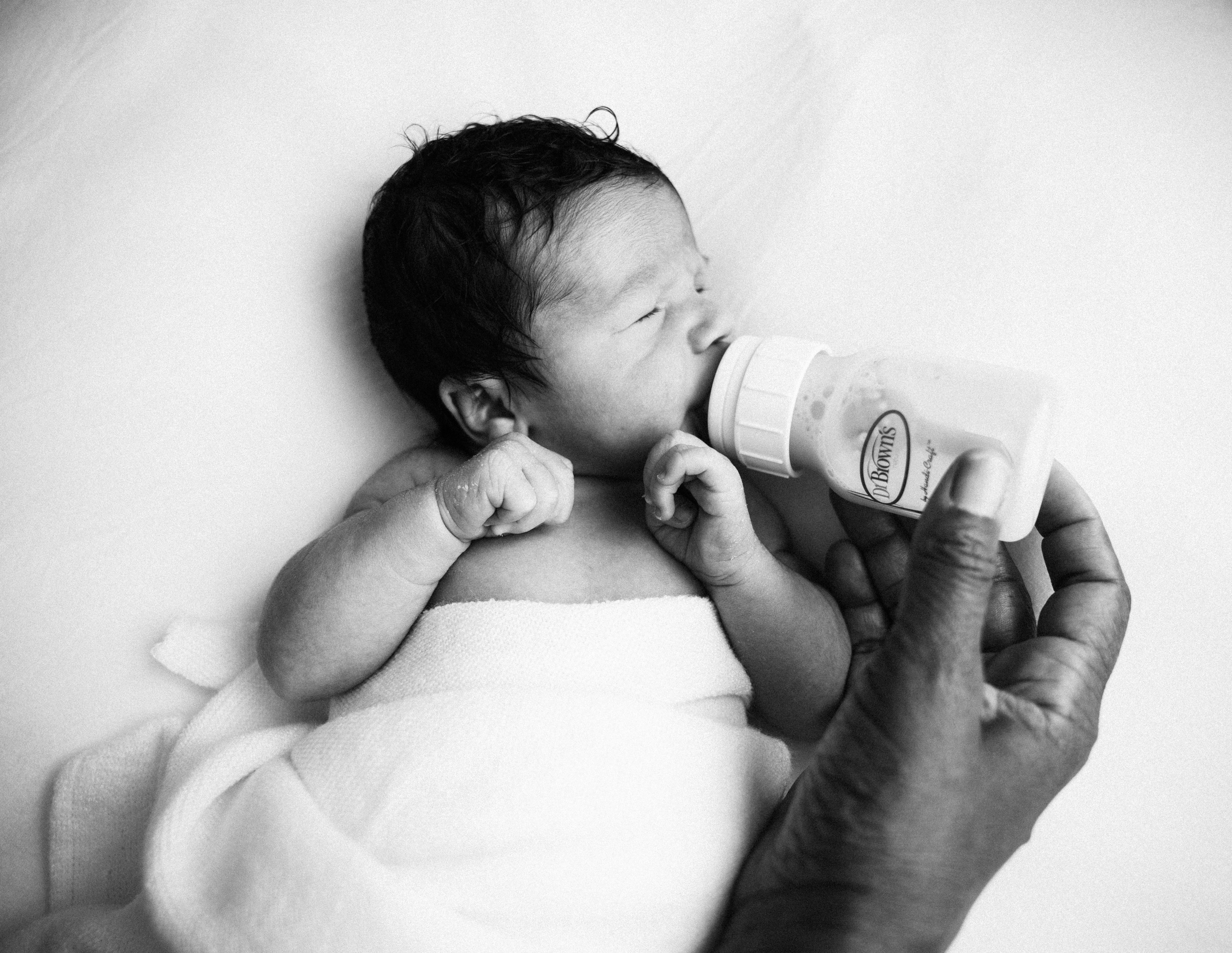 Lifestyle newborn. Los Angeles maternity, boudoir and family photographer