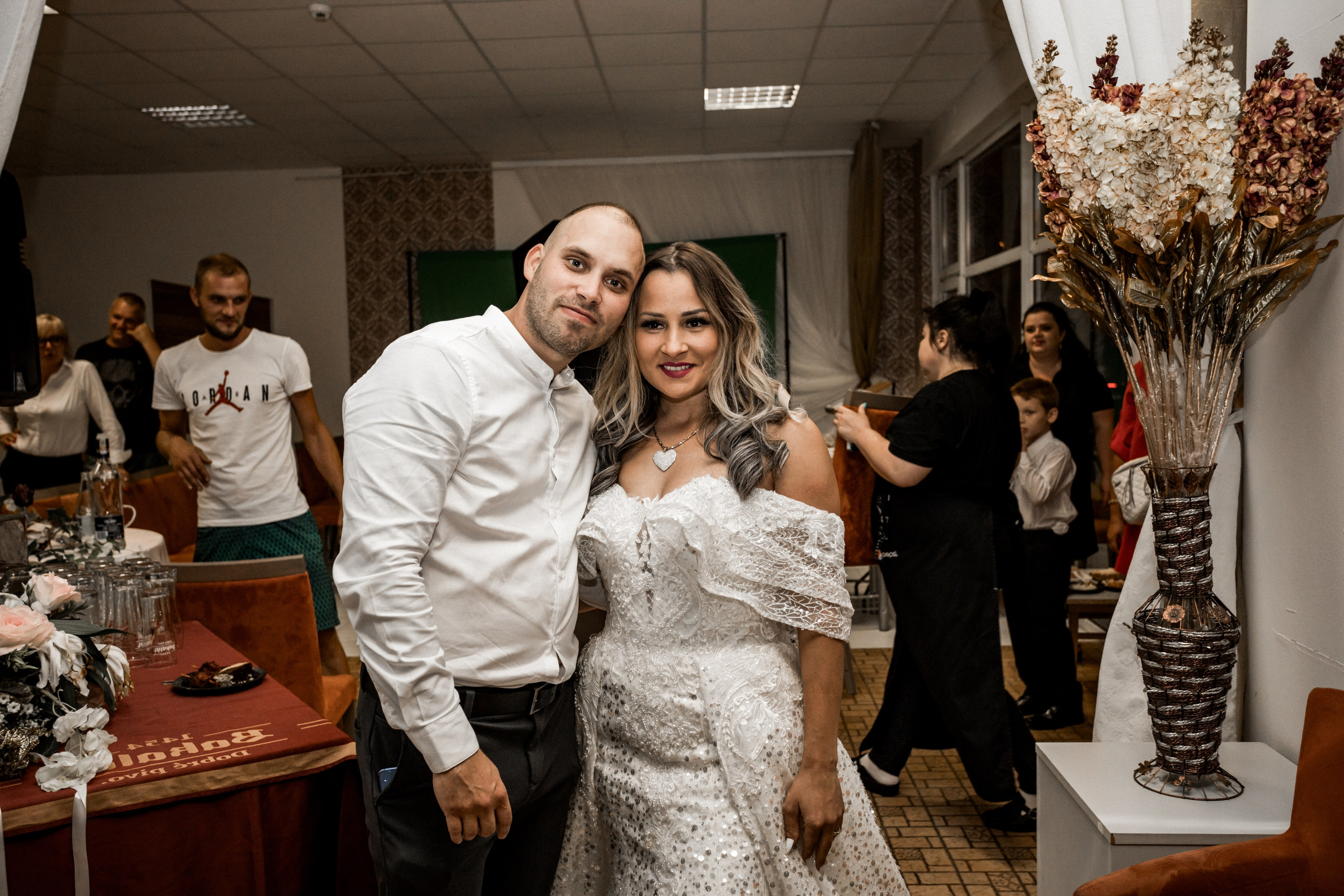 Pavel & Yveta. Svatební fotograf a kameraman v Česku a po celé Evropě — Teplice, Ústí nad Labem, Praha, Drážďany