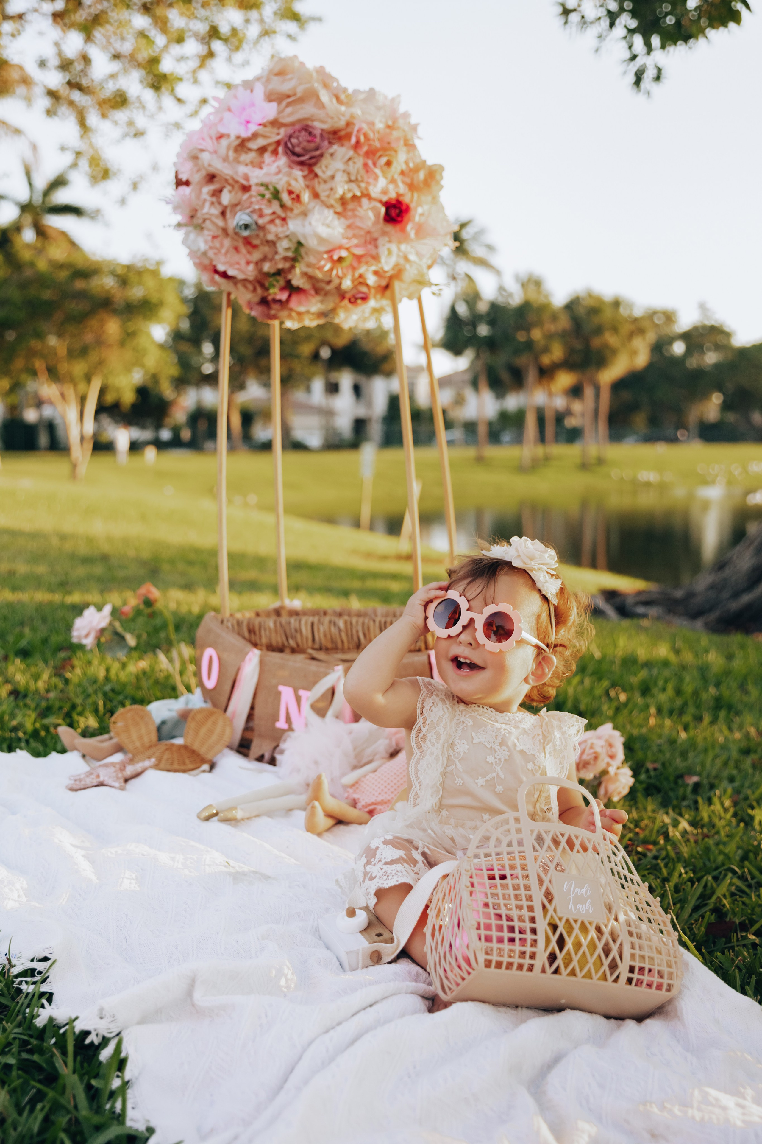Birthday + props. Photographer in Miami, Family photographer, Event, Wedding