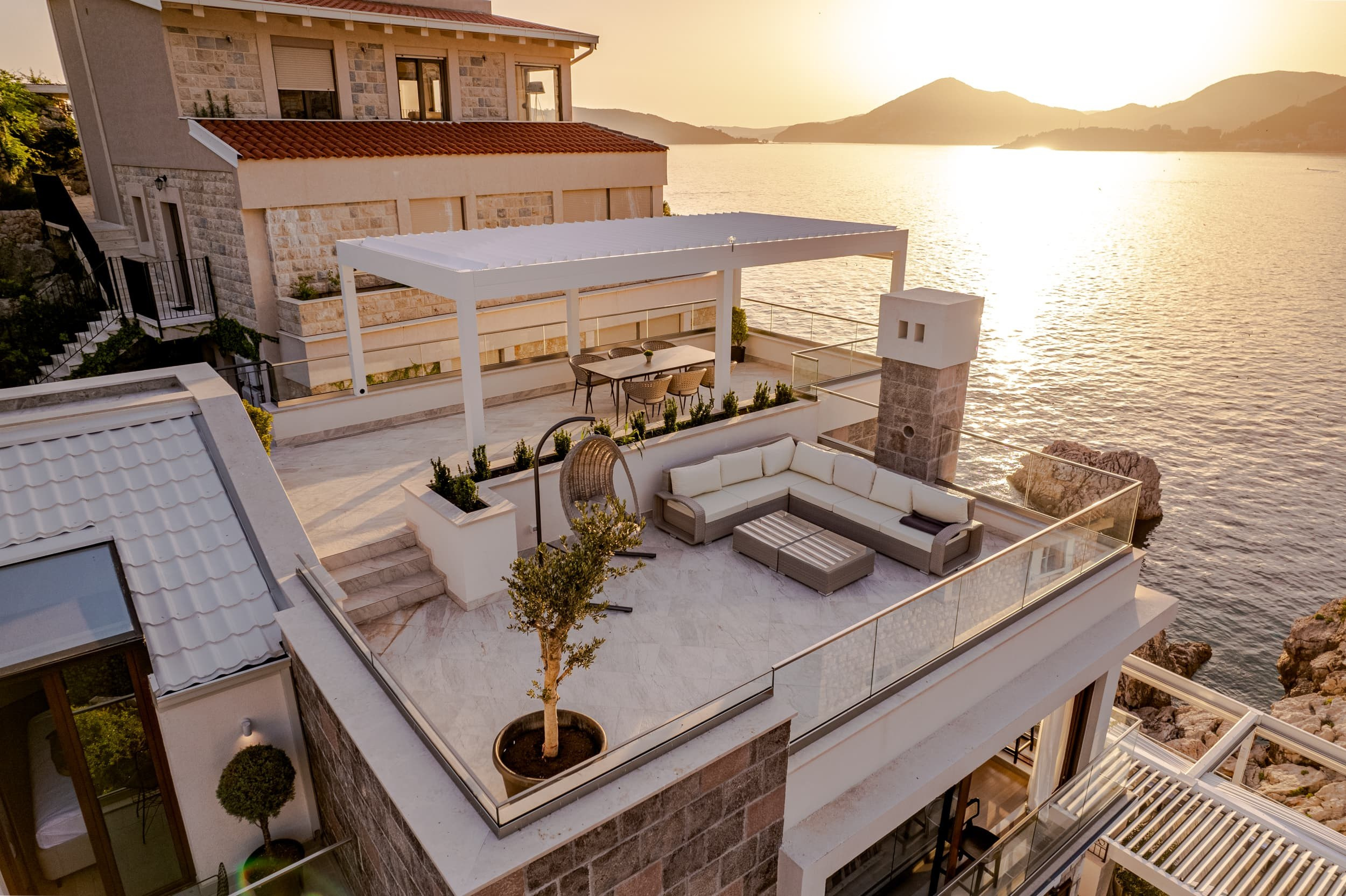 Real Estate Photography. Montenegro. EVAN ARISTOV WEDDING PHOTOGRAPHY — Seattle Wedding Photographer