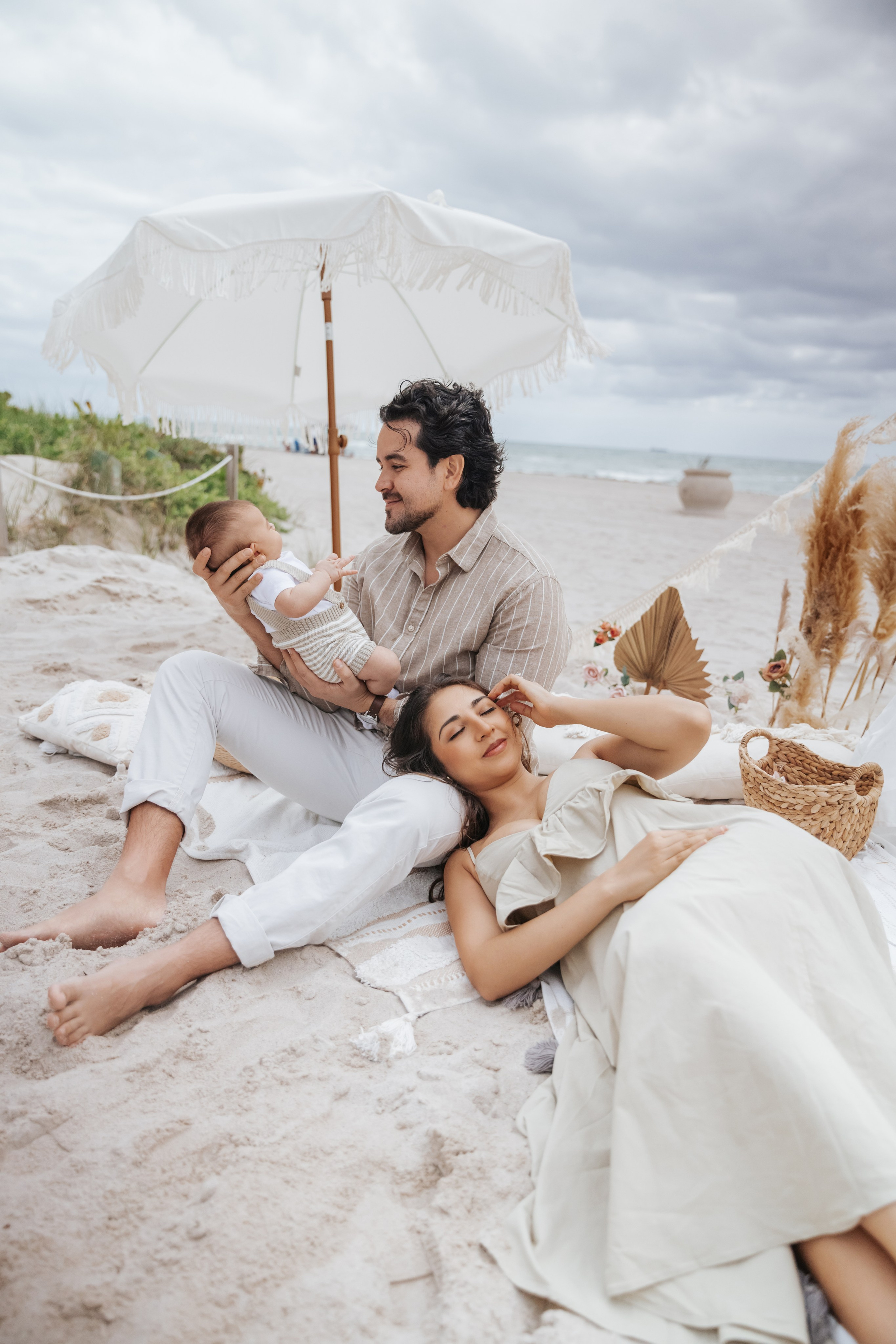 Birthday + props. Photographer in Miami, Family photographer, Event, Wedding