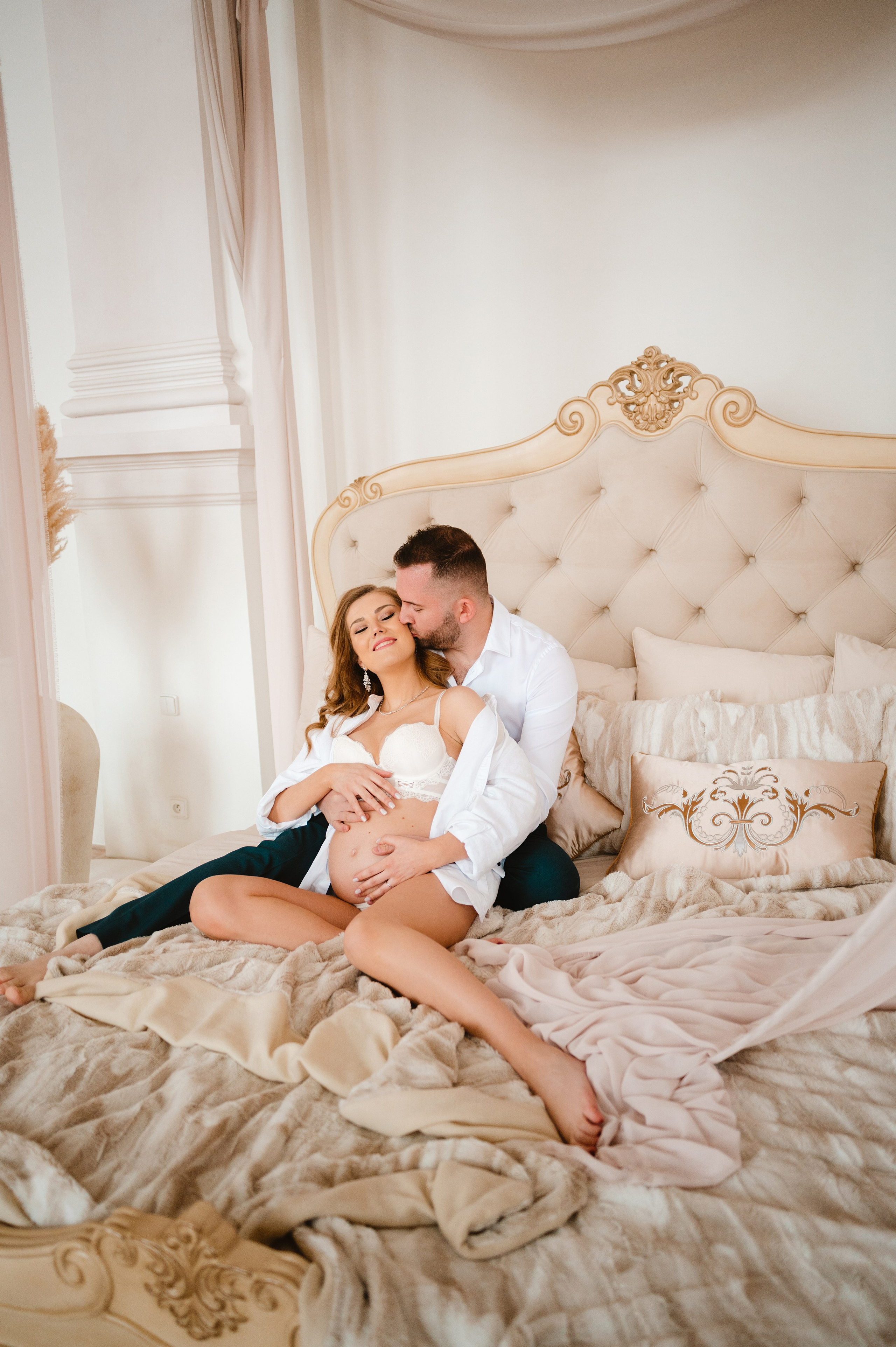 Karina&Arslan. ANNA-MARIA PHOTO CONTENT CREATOR — photographer, aesthete, artist, and visual expert for Instagram in Prague