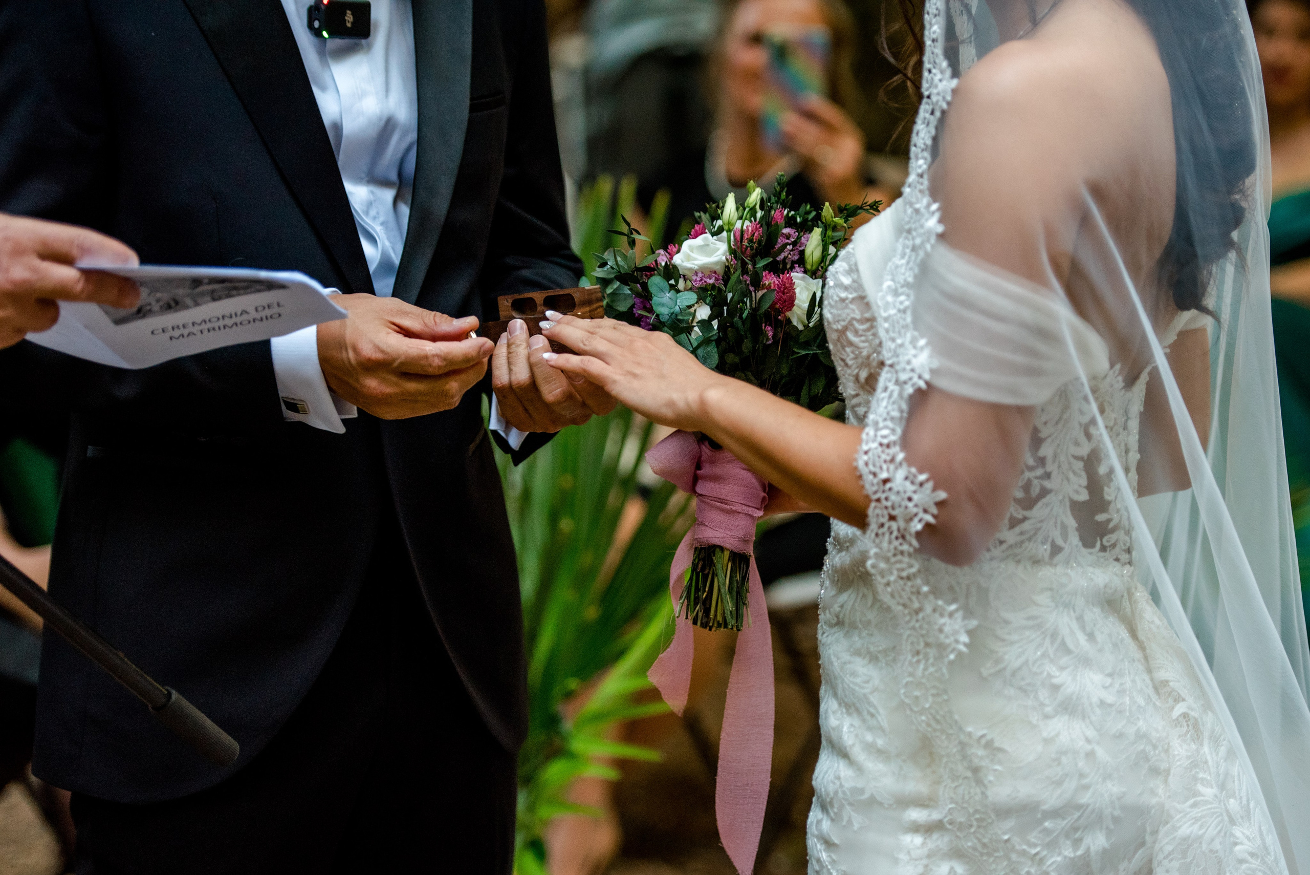 BYZO MEDIA. PETRU BYZO - family and children photographer in ROMANIA