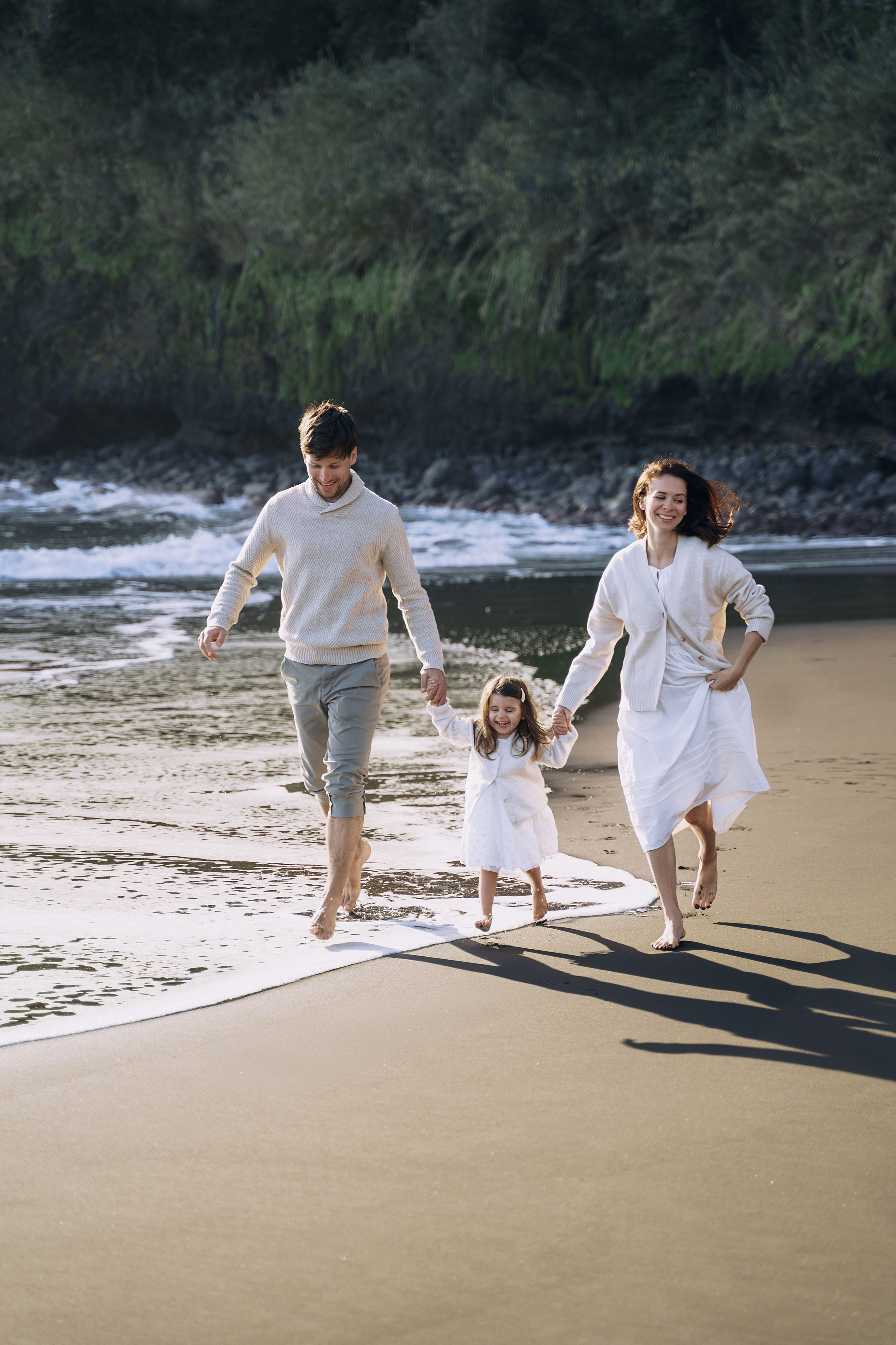 Miroslava, Pavel and Laura, Seixal beach. Ваш фотограф на Мадейрі