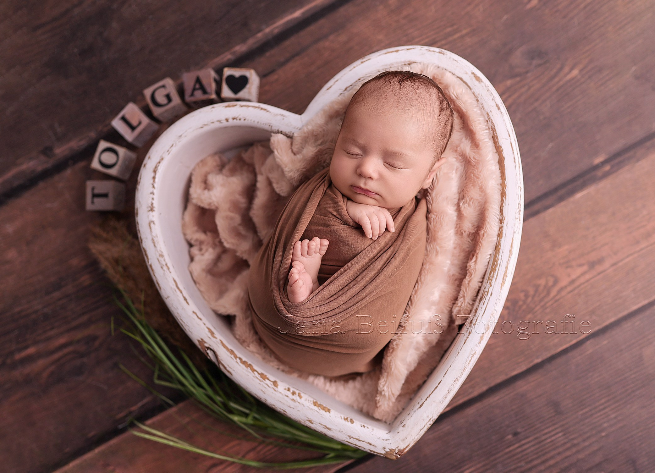 Neugeborenenshooting Weißenhorn, Neugeborenenshooting Ulm, Babyfotograf Ulm, Babyfotograf Senden, Babyfotograf Neu-Ulm, Jana Beifuß Fotografie, Familienfotos, Liebe, Geduld, Neugeborenenfotos weissenhorn, Pfaffenhofen a. d. Roth, 