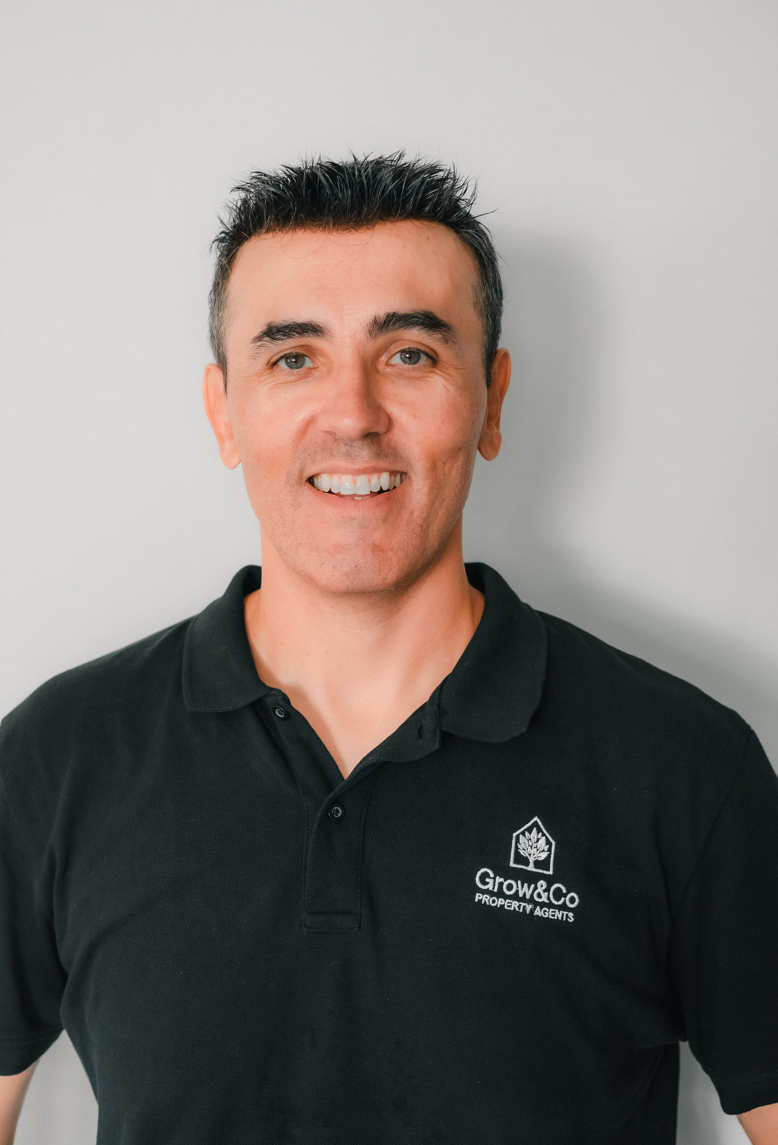 Rod Arcuri — Real Estate Agent. Natural and candid photography Jean Santiago