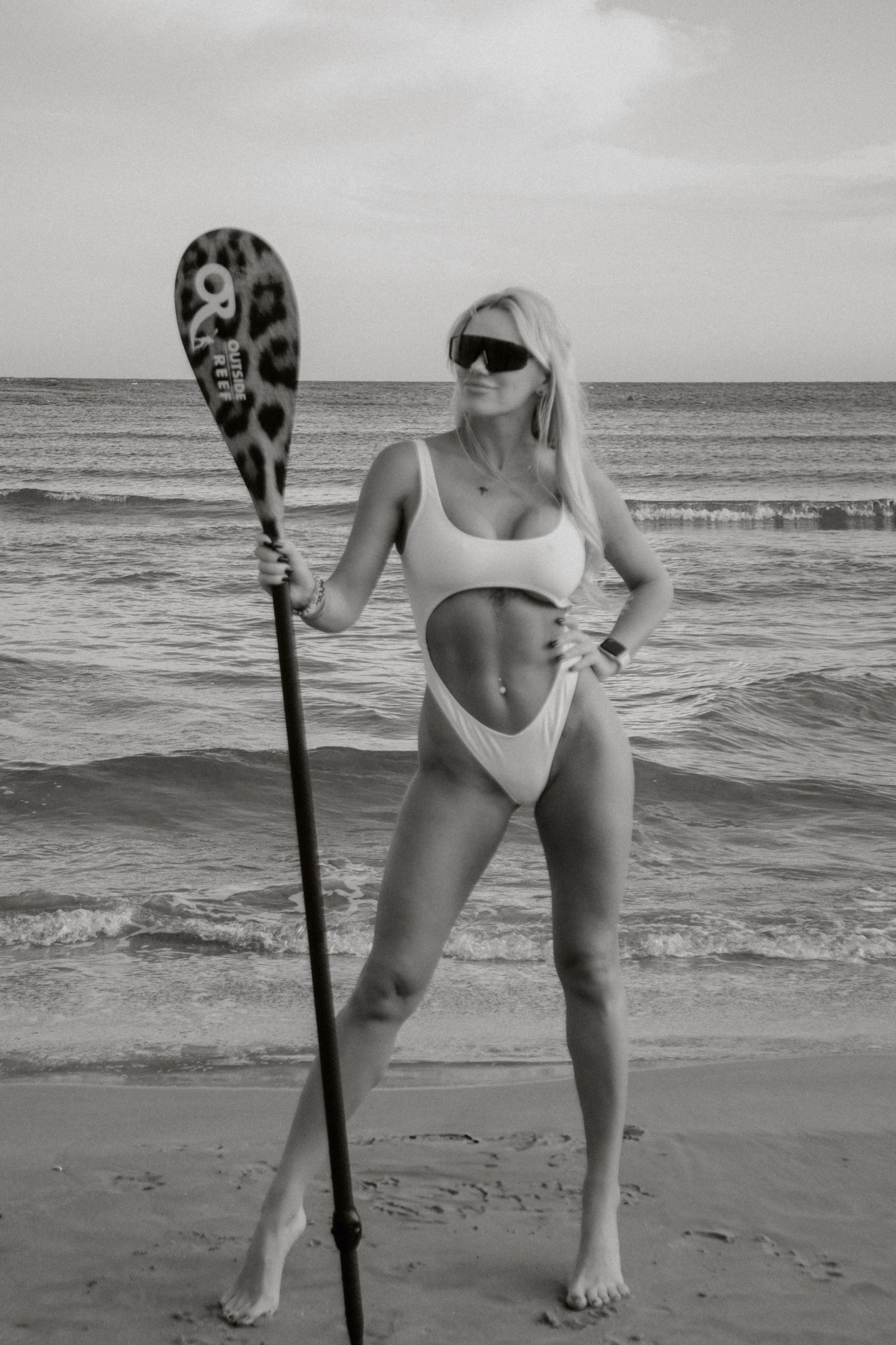 Sesión individual en la playa. Fotografía profesional en Calafell - Elena Medvedeva