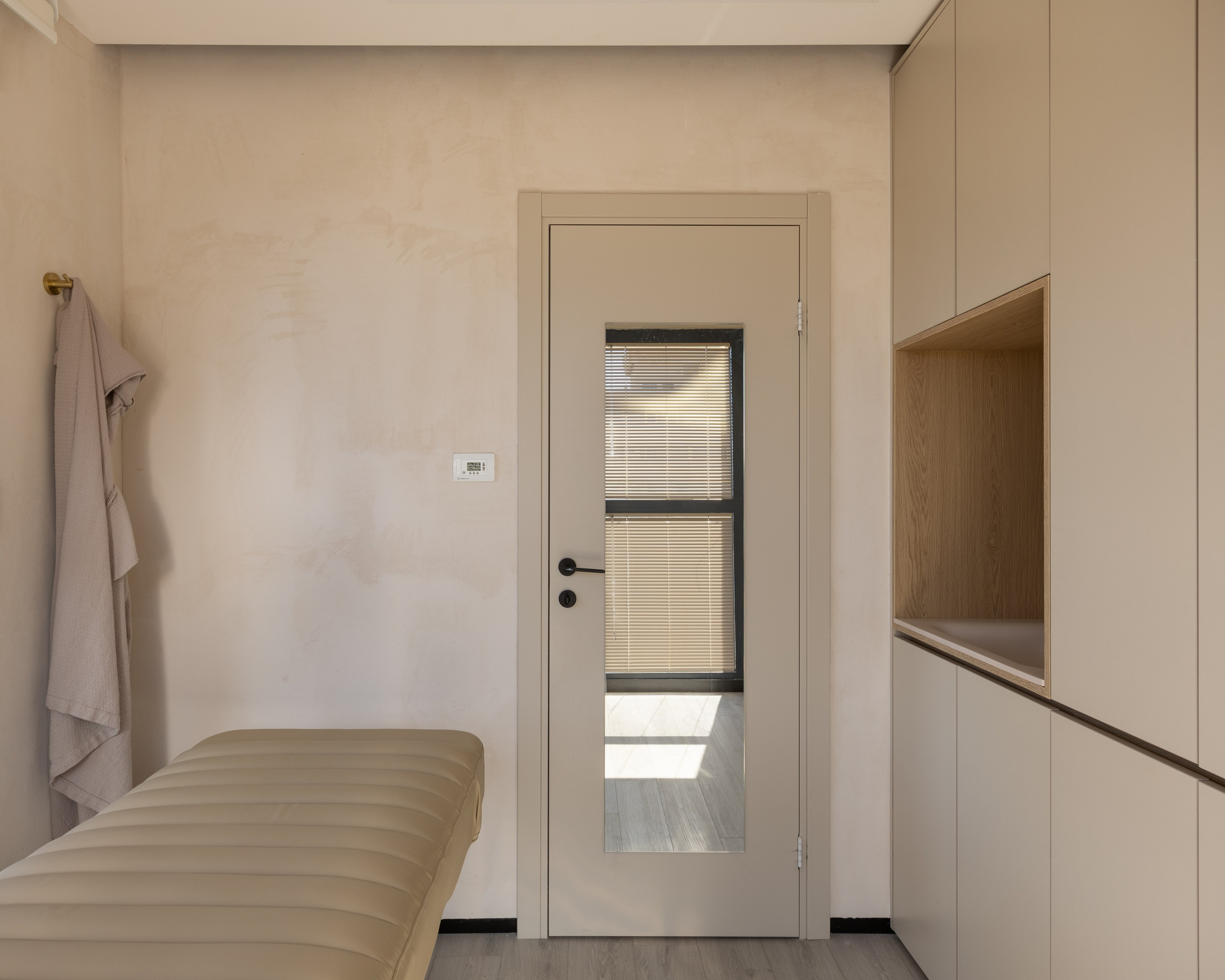 Clinica “Pola”. Project by Hezi Bar Daviv. Tel Aviv. Interior Photography & Video in Israel