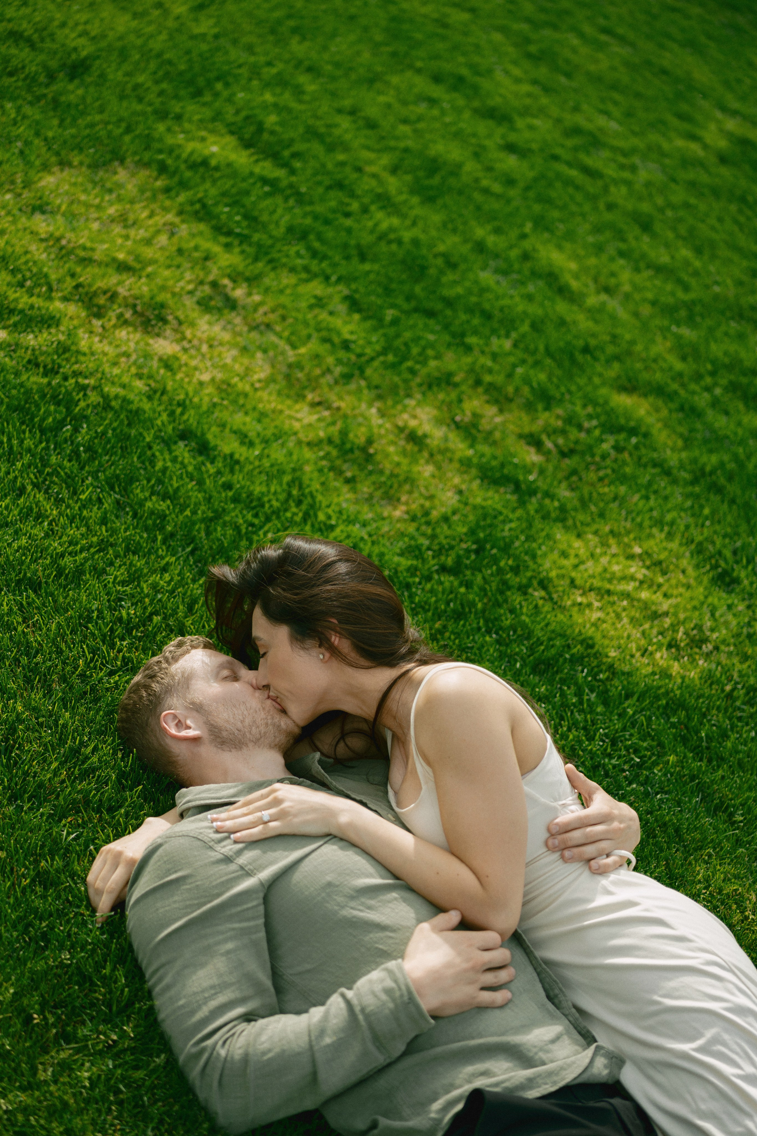 Engagement at Filoli Historic House & World-Class Garden. Wedding Photography & Videography Team in California, Los Angeles, San Francisco, San Diego and Travel