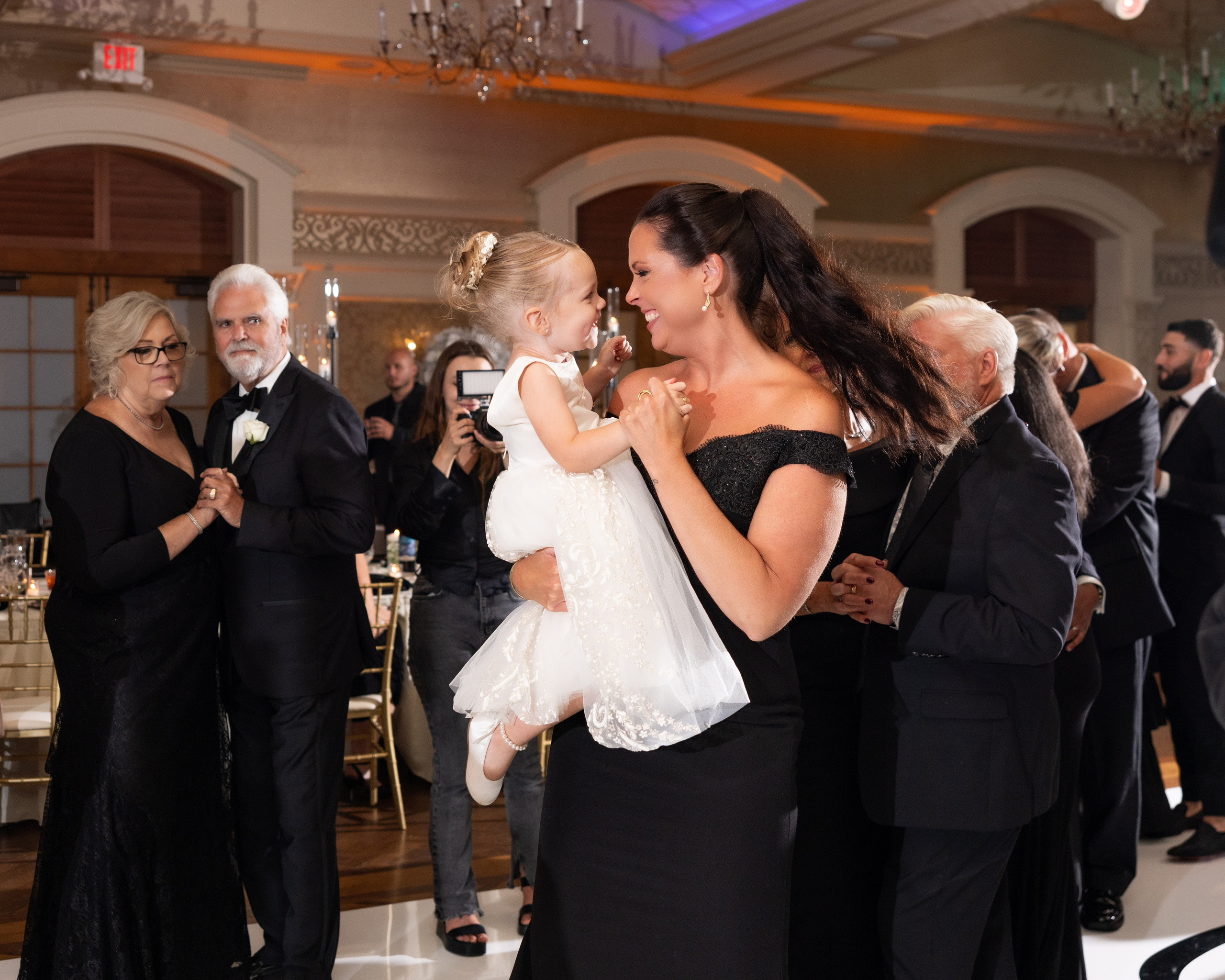 Alexa & Darren. Wedding Photo & Video