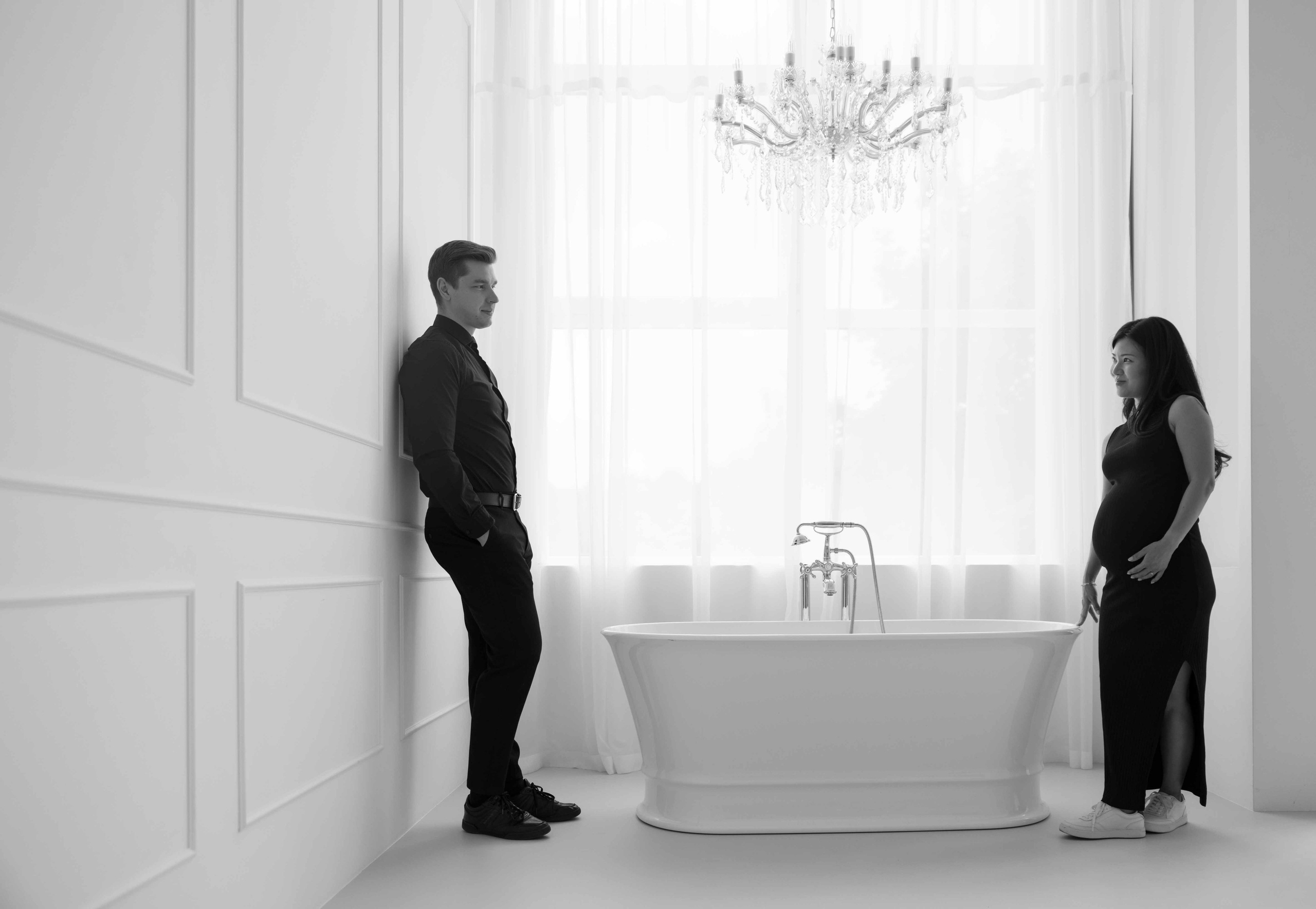 Christmas Photo Studios in Vilnius: Top Studios for Holiday Photoshoots. Framed by Evelina | Destination Wedding Photographer from Lithuania | Europe