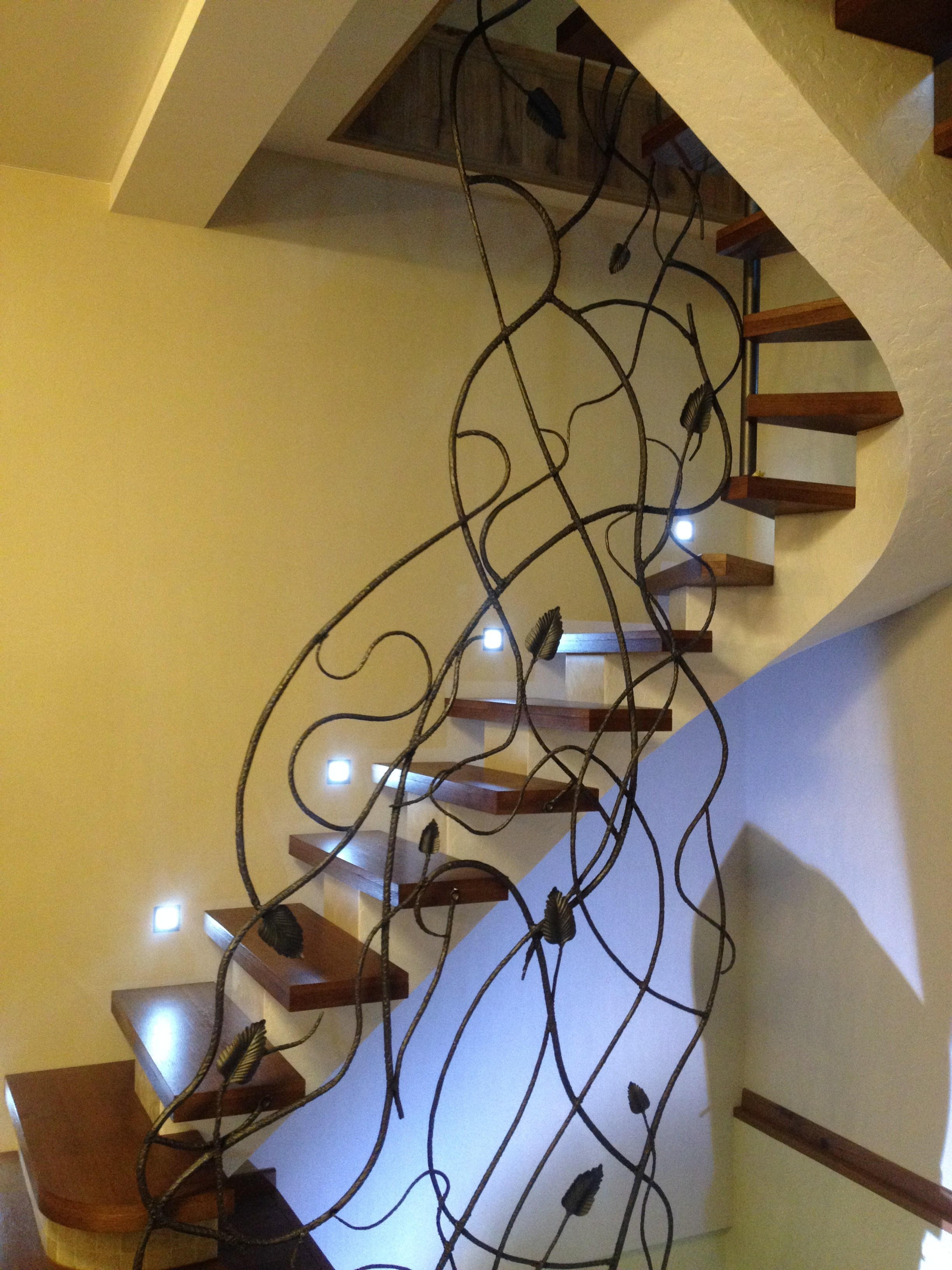 Коммерческие проекты Марии Тарлецкой. Скульптор кузнец Мария Тарлецкая