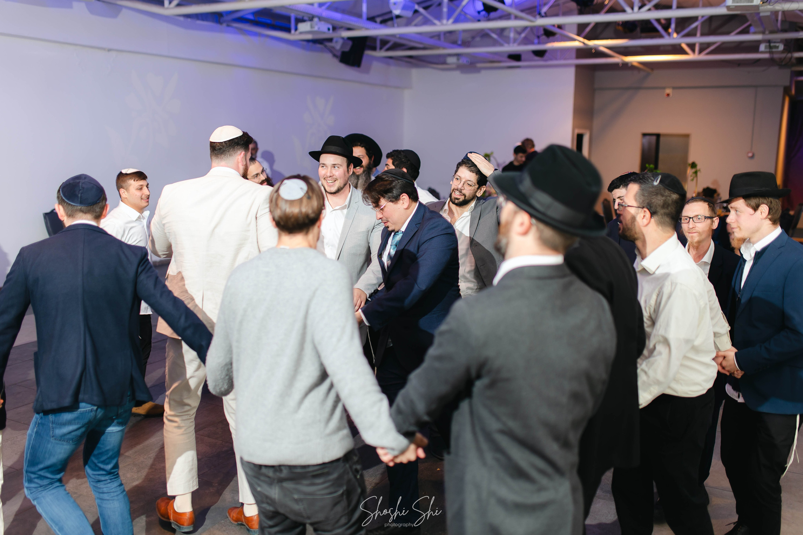 Velvet Moments. Https://shi-photo.com/