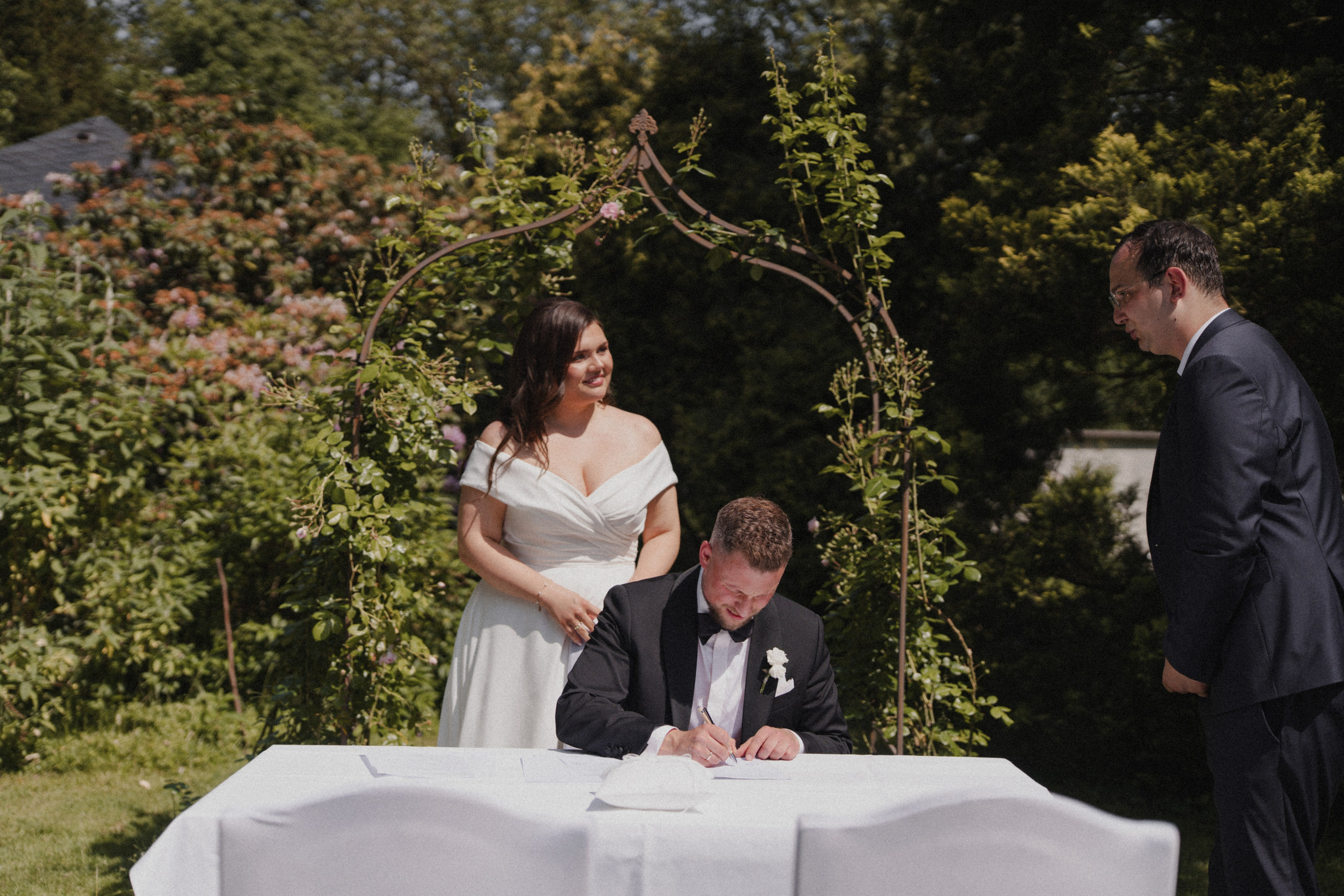 Jessica & Felix I Gesellschaft Harmonie Bochum. Hochzeitsfotografin Bochum | Halyna Reiche Fotografie NRW