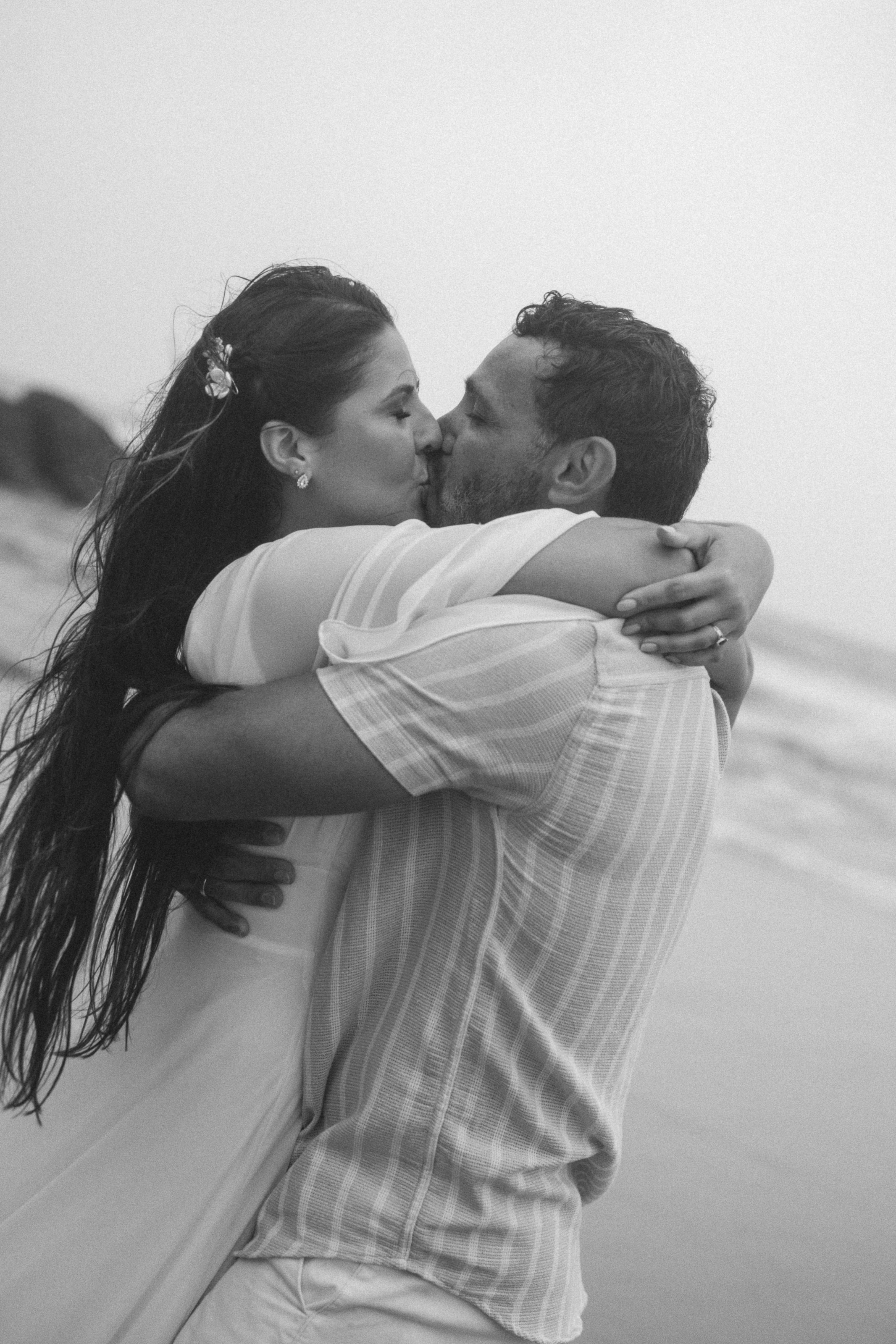 Pré Wedding — Bianca e Maik (Praia Maresias). Fotógrafo de casamento e Filmmaker de casamento