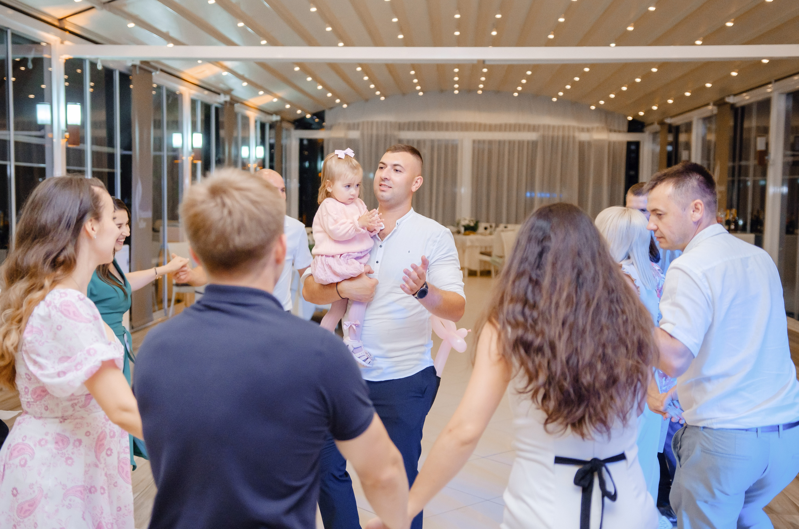 Servicii foto și video la botez și cumetrie Chișinău, Orhei, Hîncești,. V Studio