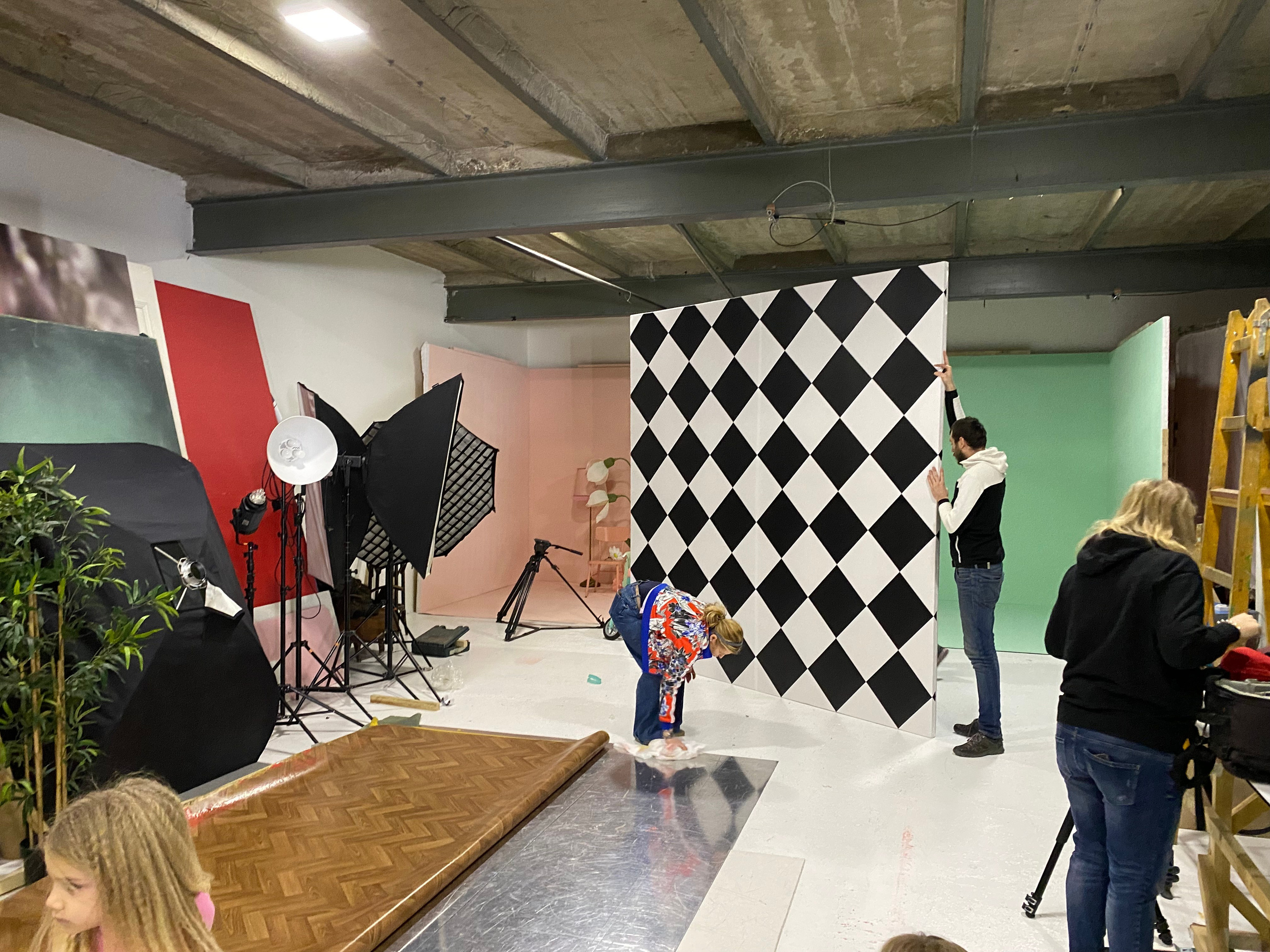 Studio Photogenic. Commercial and studio photographer in Belgrade