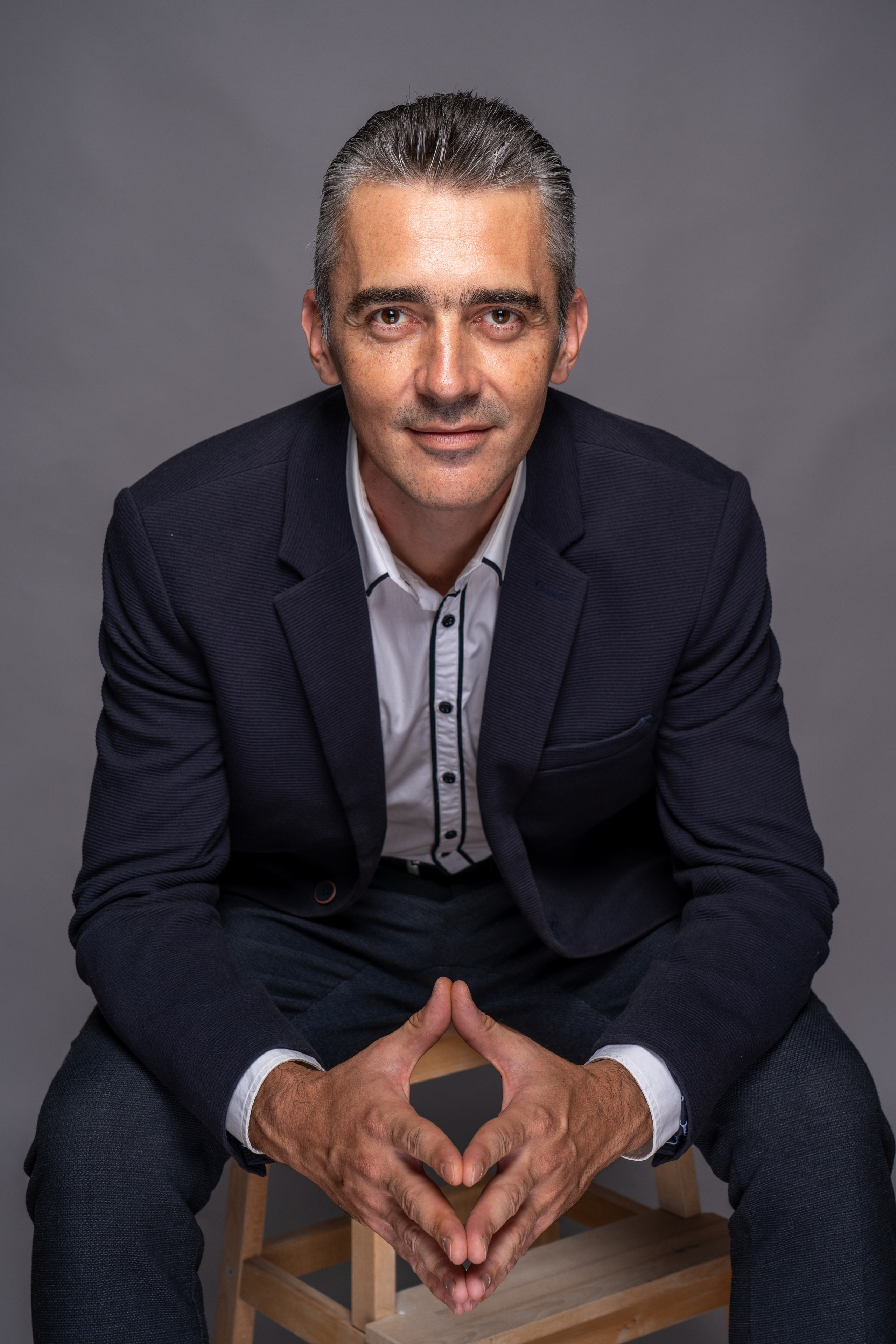 Studio Portraits. Gabriela Nita — Portrait Photographer and Videographer in Bucharest, Romania