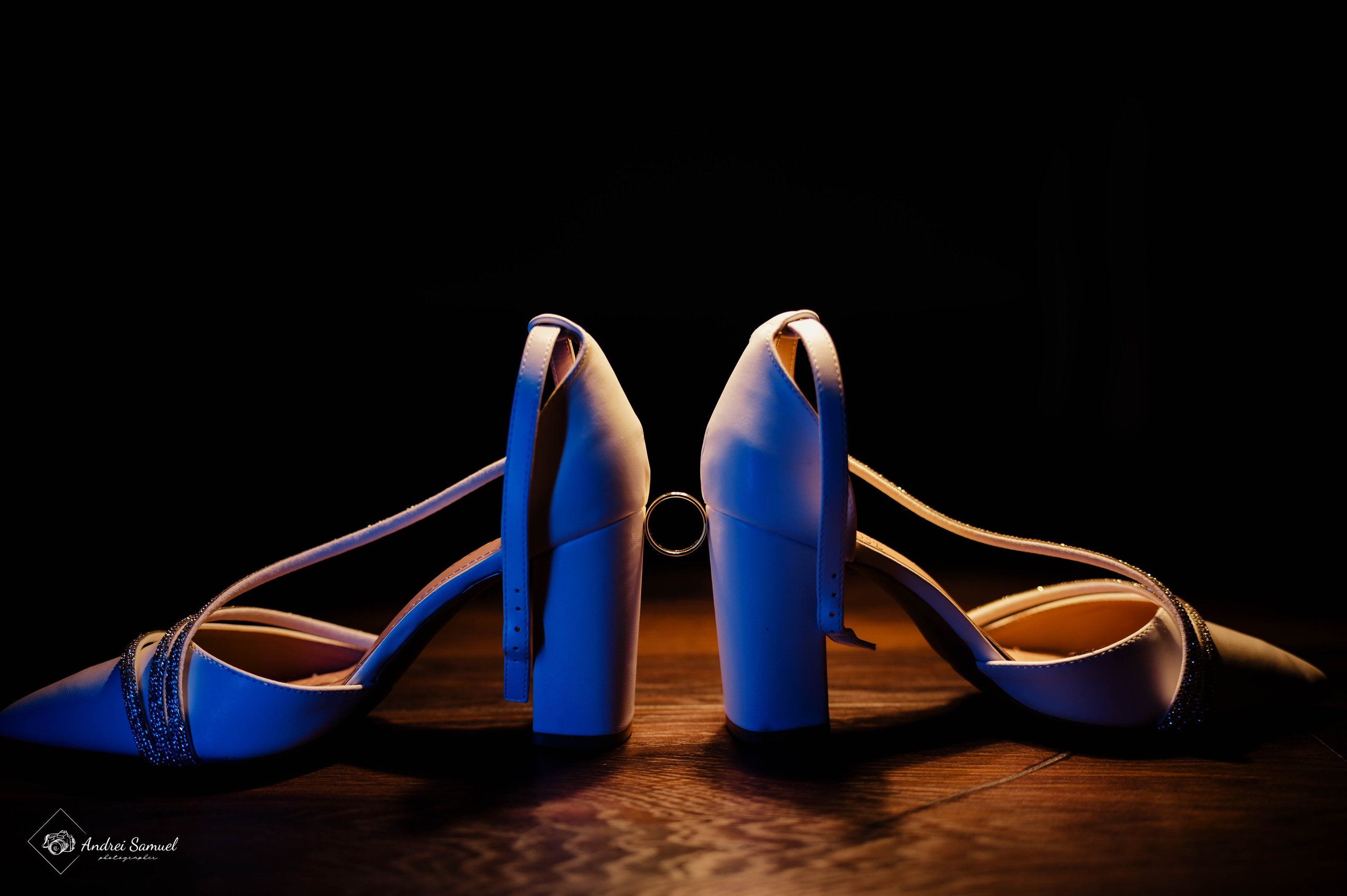 Oana & Romil. Andrei Samuel – Fotograf București | Evenimente, Studio, Imobiliare, Produs