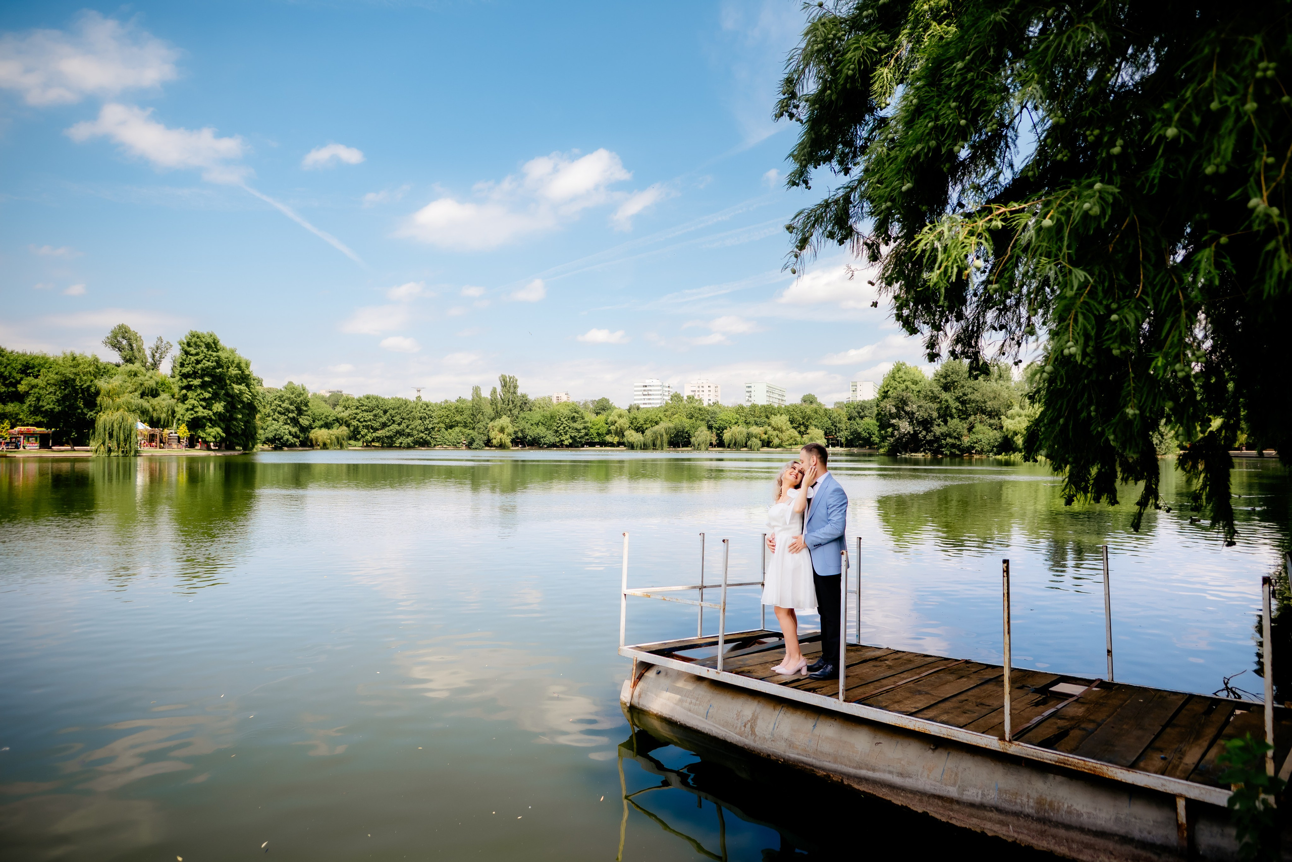 Adelina & Gabriel. Andrei Samuel – Fotograf București | Evenimente, Studio, Imobiliare, Produs