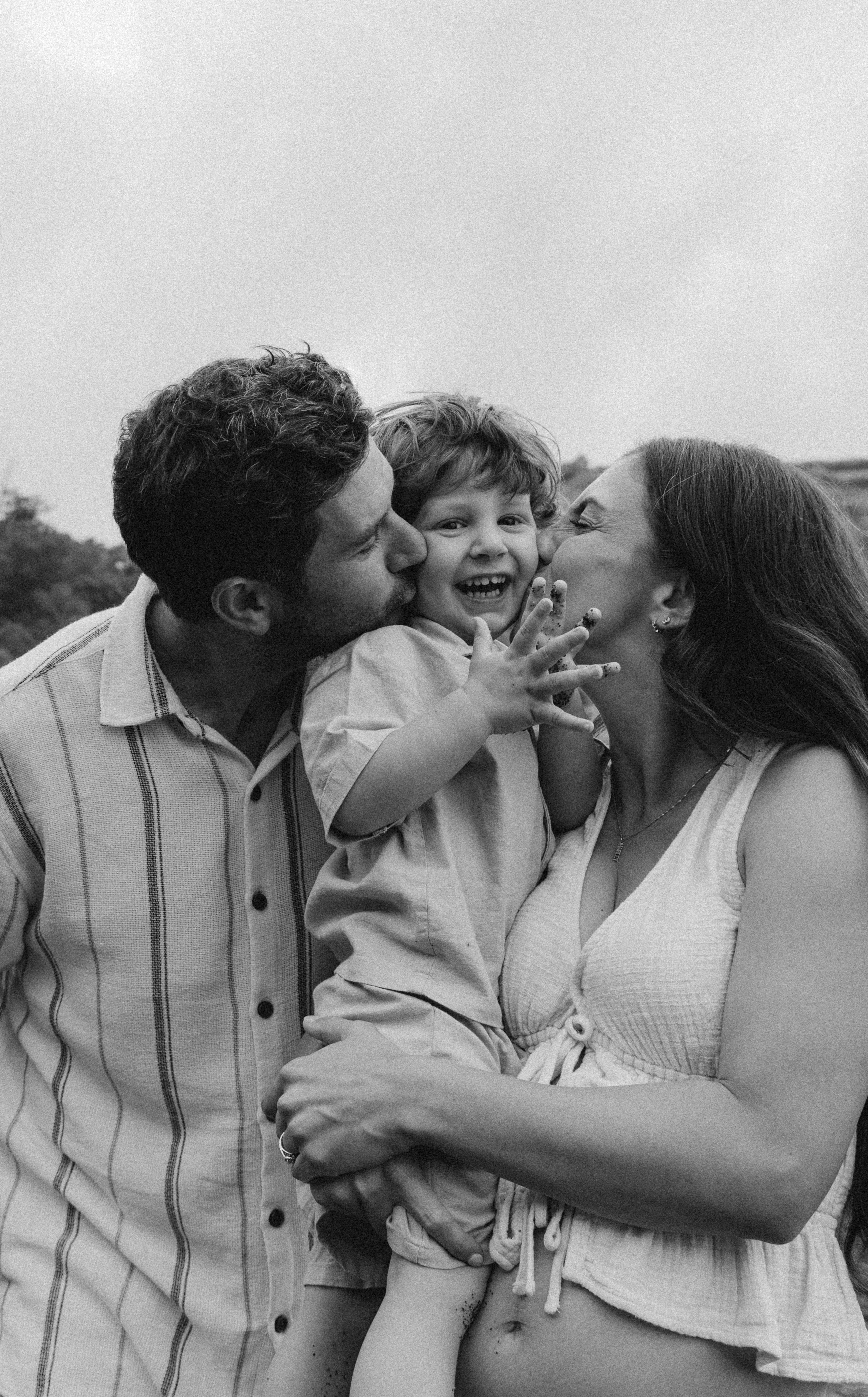 Kayla’s family. IRINA KALMYKOVA | PHOTOGRAPHER AZORES