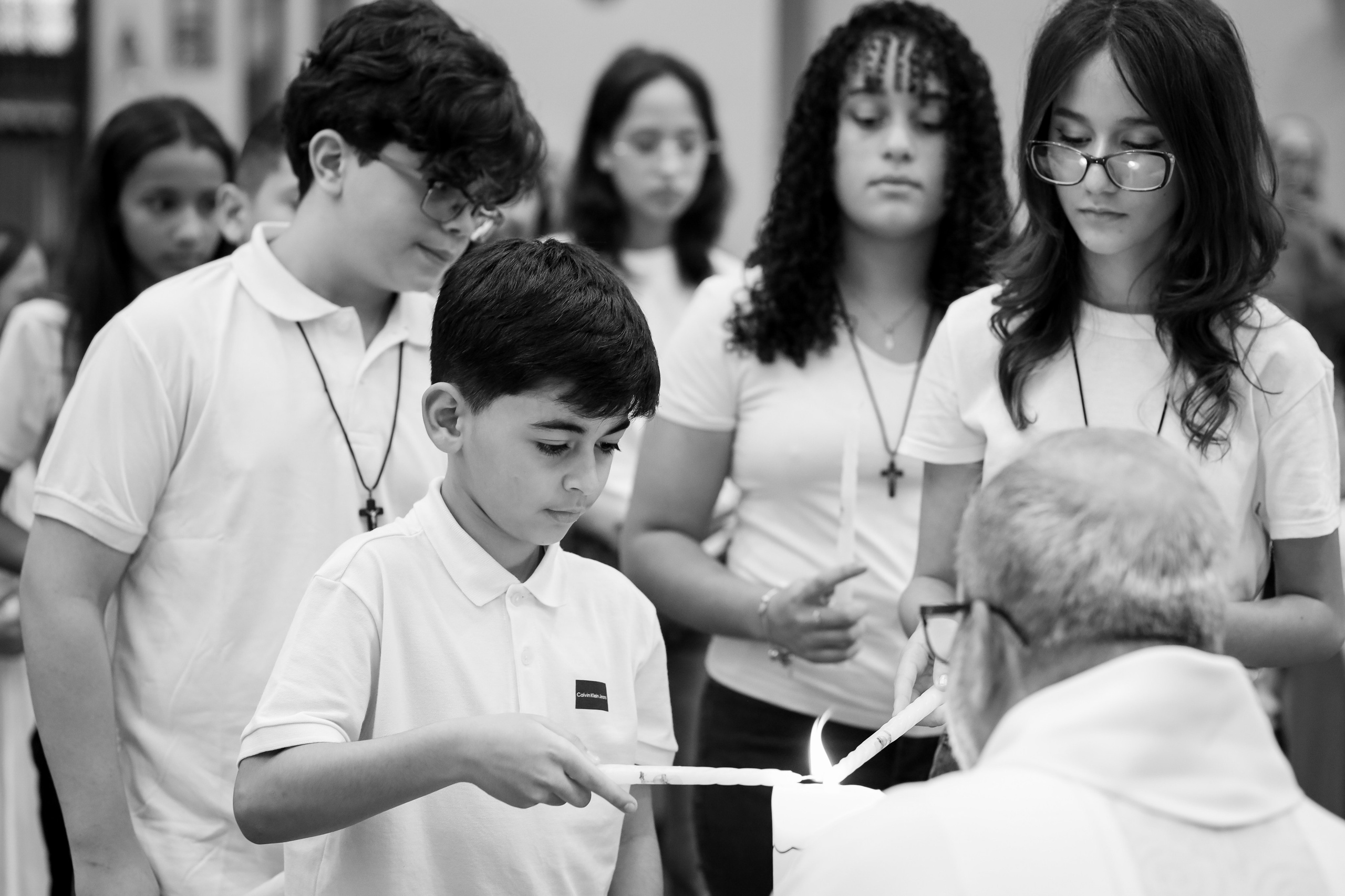 Primeira Eucaristia. Fotógrafo de momentos Sagrados