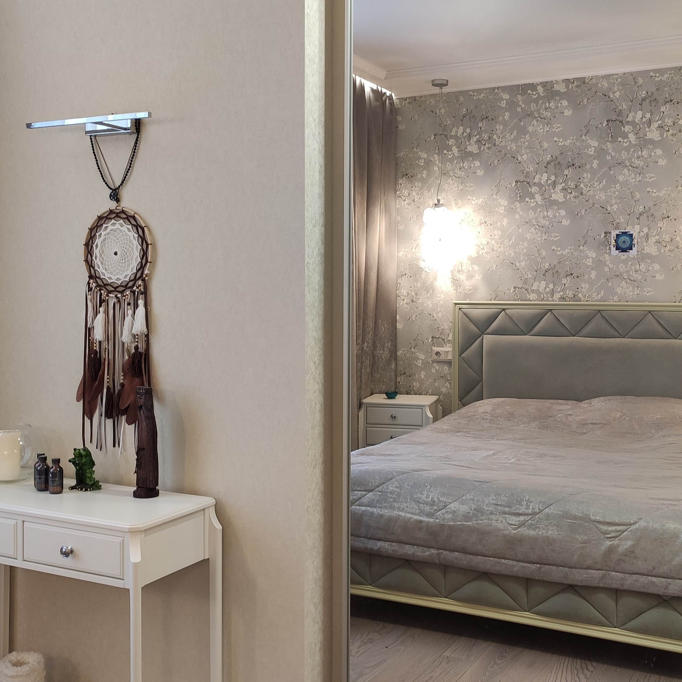 Кейс по дизайну. Алена и Даниль, пара 45+, врач и практикующий йог. Change4Life: медитации, выгорание, мягкие навыки, ретриты