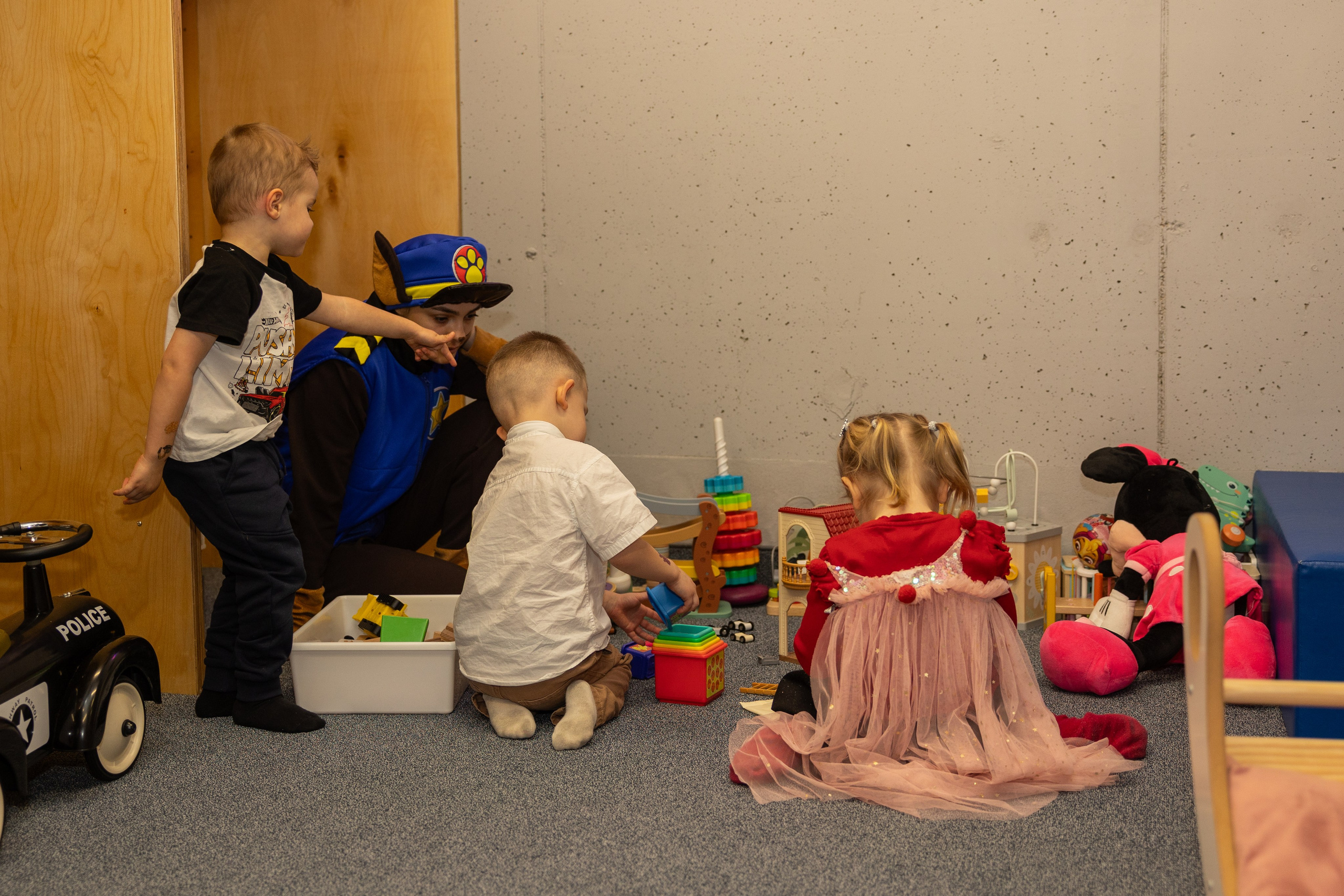 День рождения Артёма 24 января 2026 года. Семейный и детский фотограф в Варшаве Мила Бобровская