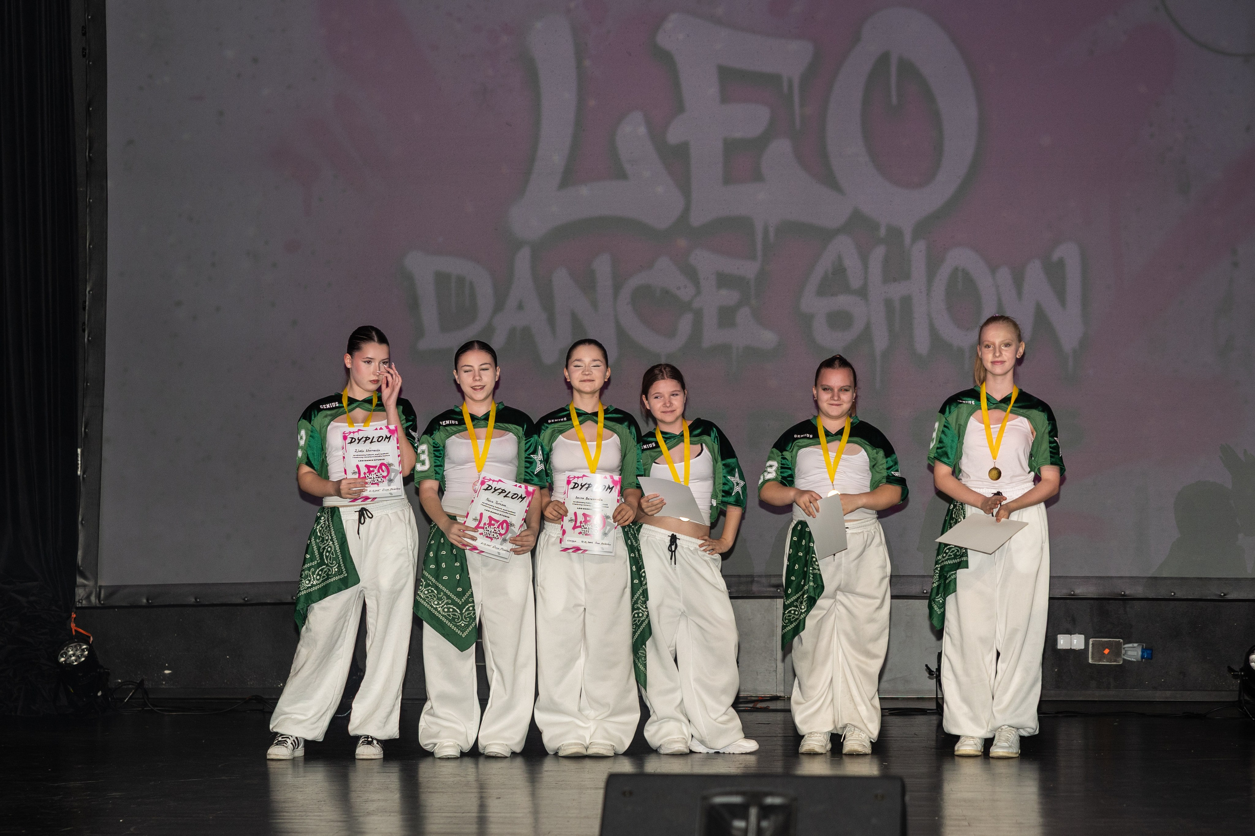 LEO DANCE SHOW WINTER 2025. Семейный и детский фотограф в Варшаве Мила Бобровская