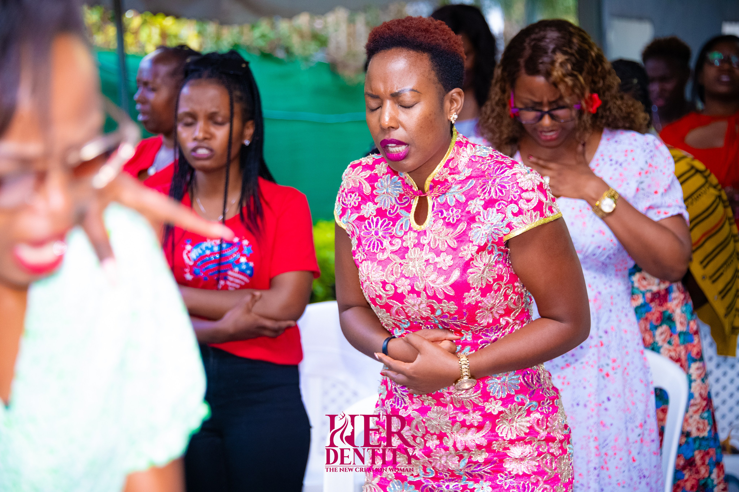 LADIES MINISTRY. Pastor Morris