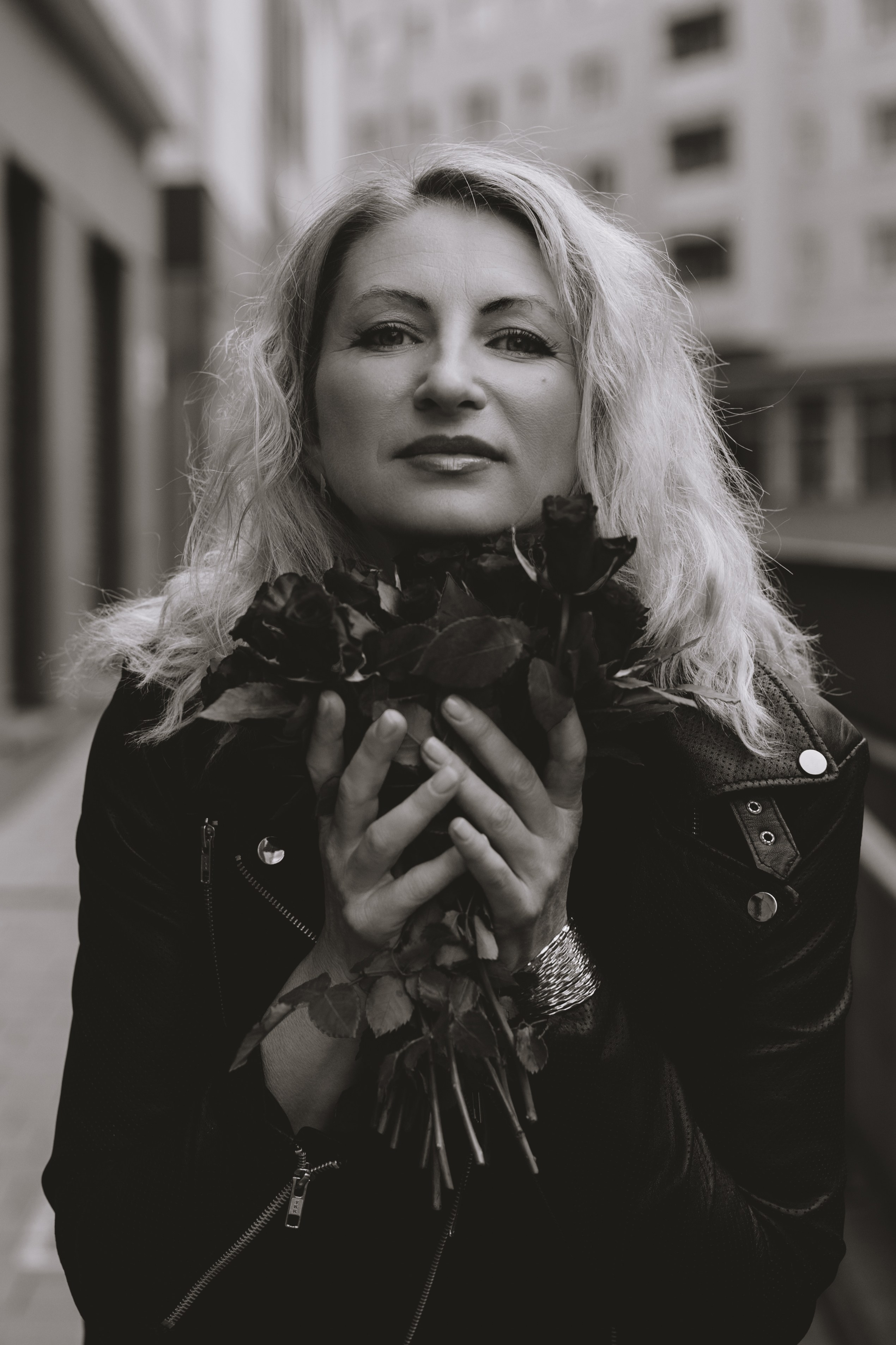 Outdoor Portrait Photoshoot in Leipzig. Woman in Black Dress. Kristina Kozheltsova — Black & White Portrait Photographer in Leipzig