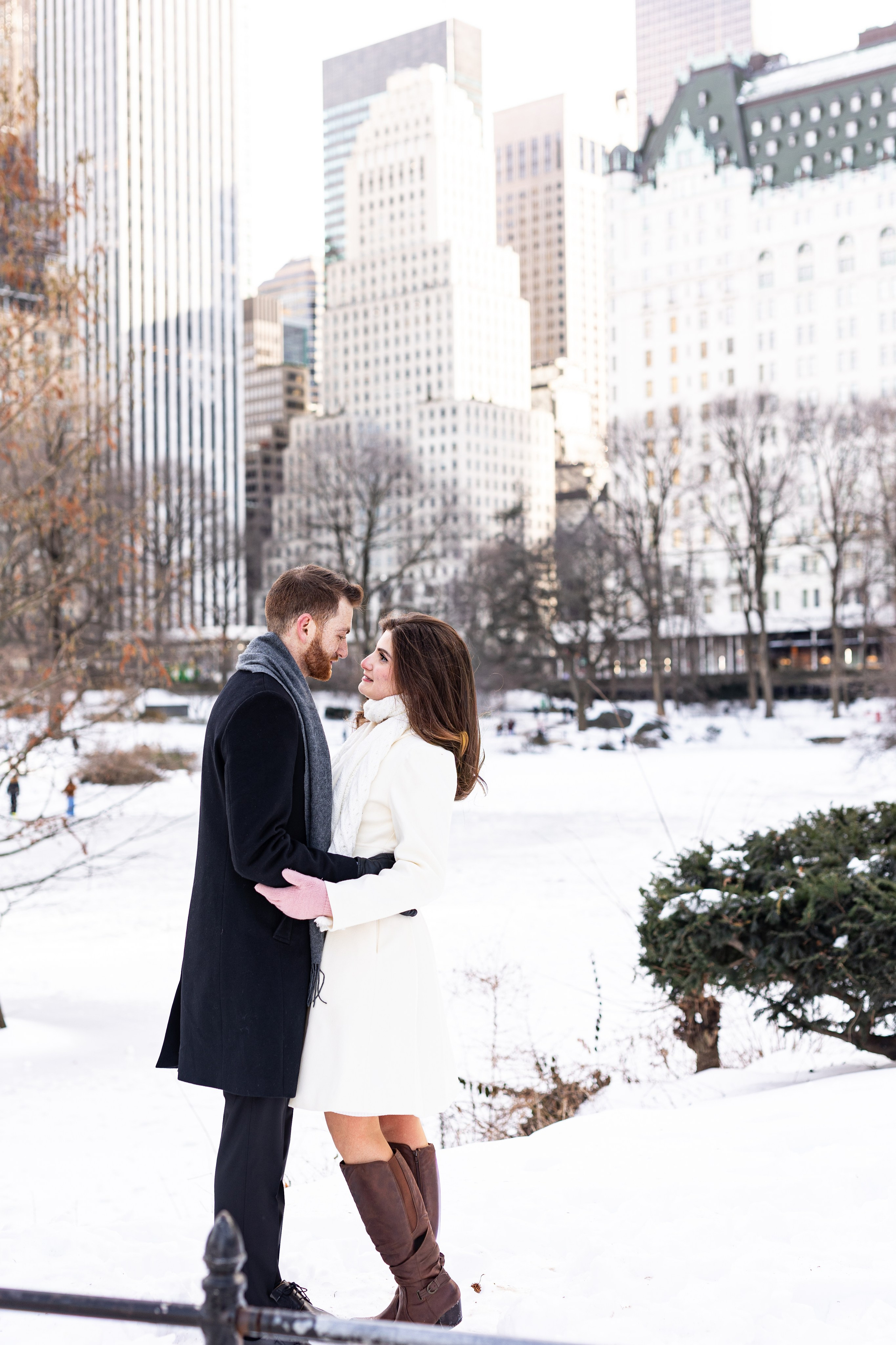 Winter Love in Central Park. Family, lifestyle, and commercial photography in New York and New Jersey