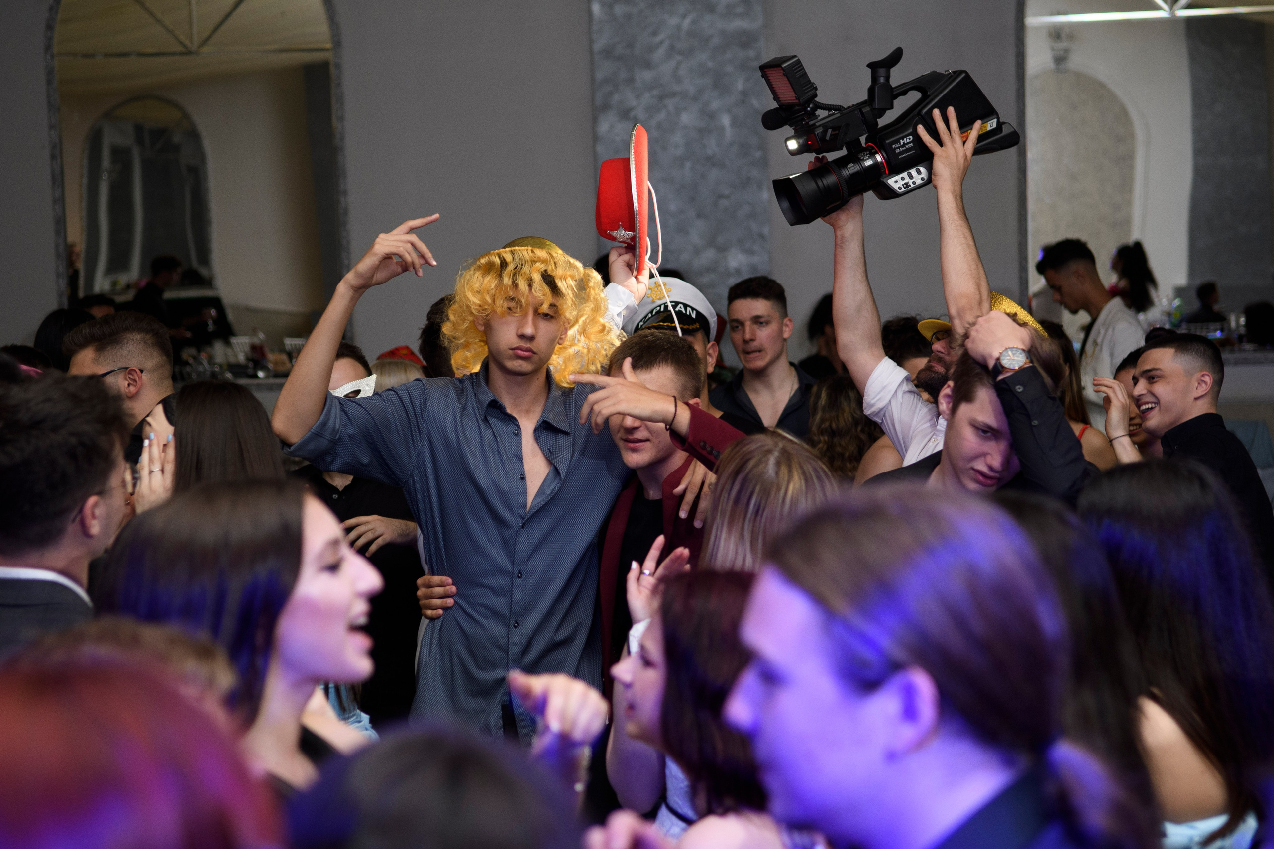 Bal liceul Virigil Magearu - Velveto. MDimaFotoStudio. Fotograf de nuntă, evenimente private și de familie