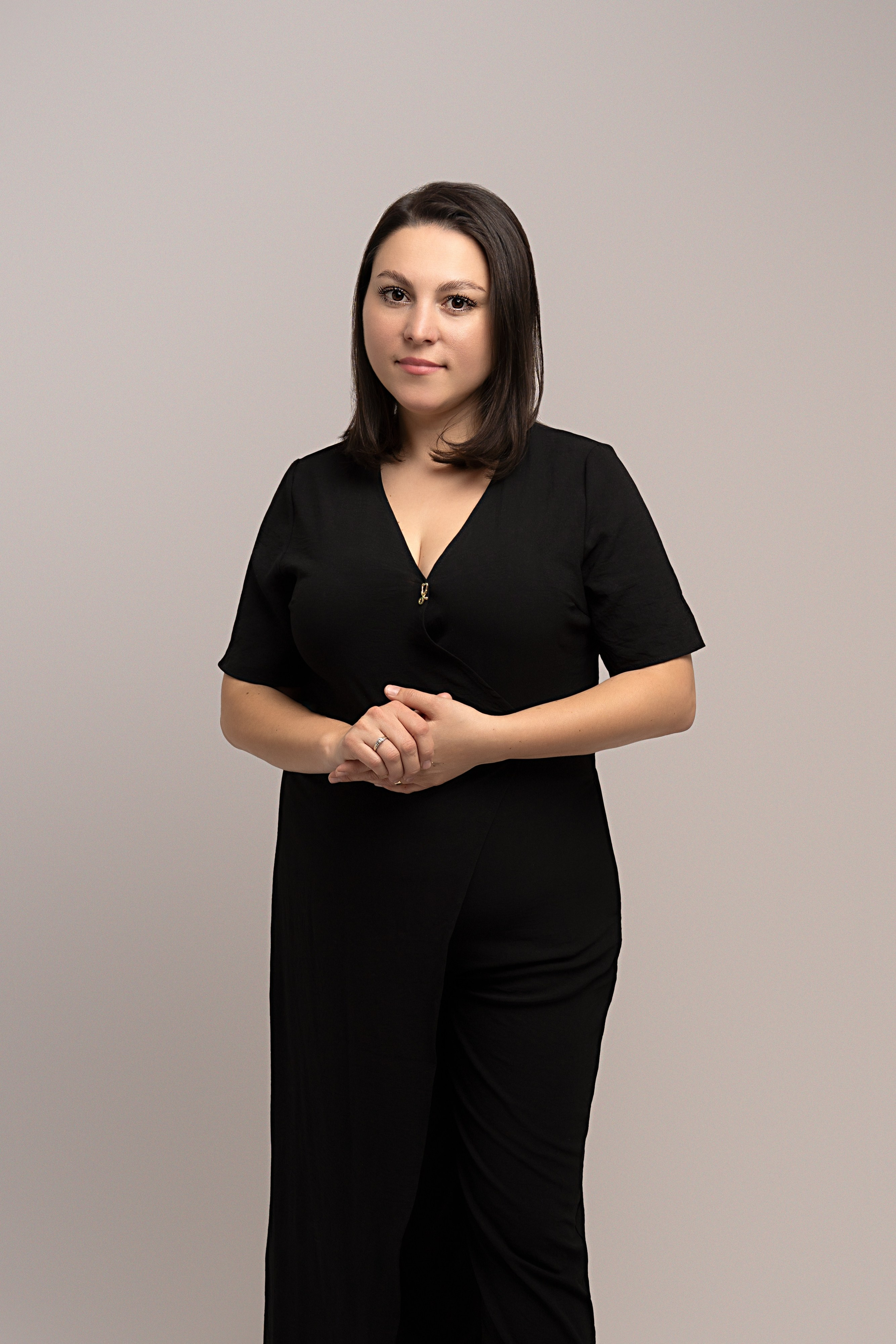 Portret. Fotograf maternitate, nou-născuți și familie în Cluj-Napoca | Roxana Rusu