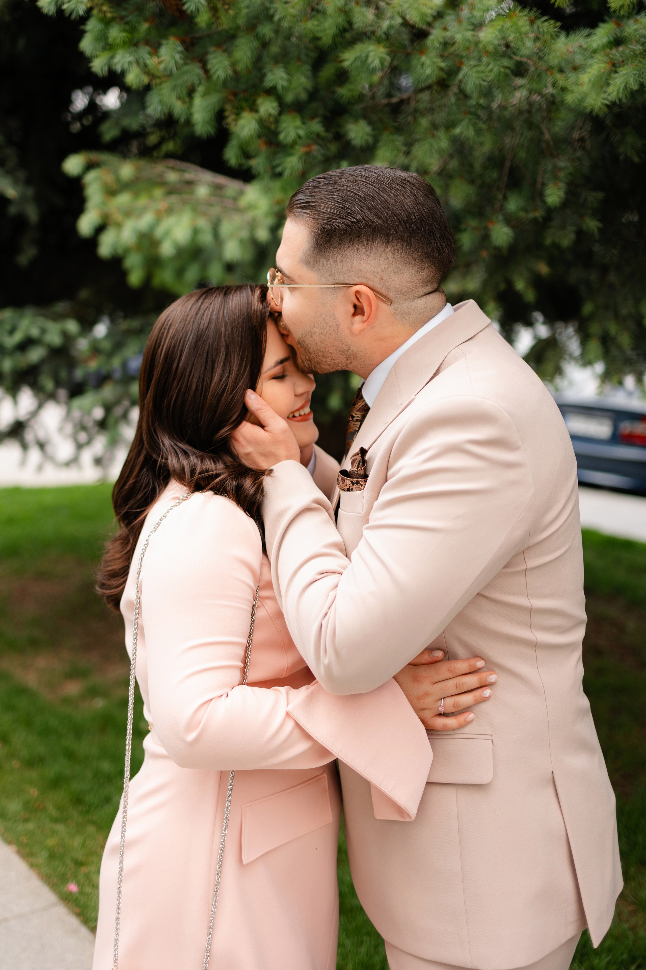 Olivia & Alex. Wedding Photographer, based in Iasi, Romania, but will travel all over the globe to make sure you look amazing in all your wedding photos