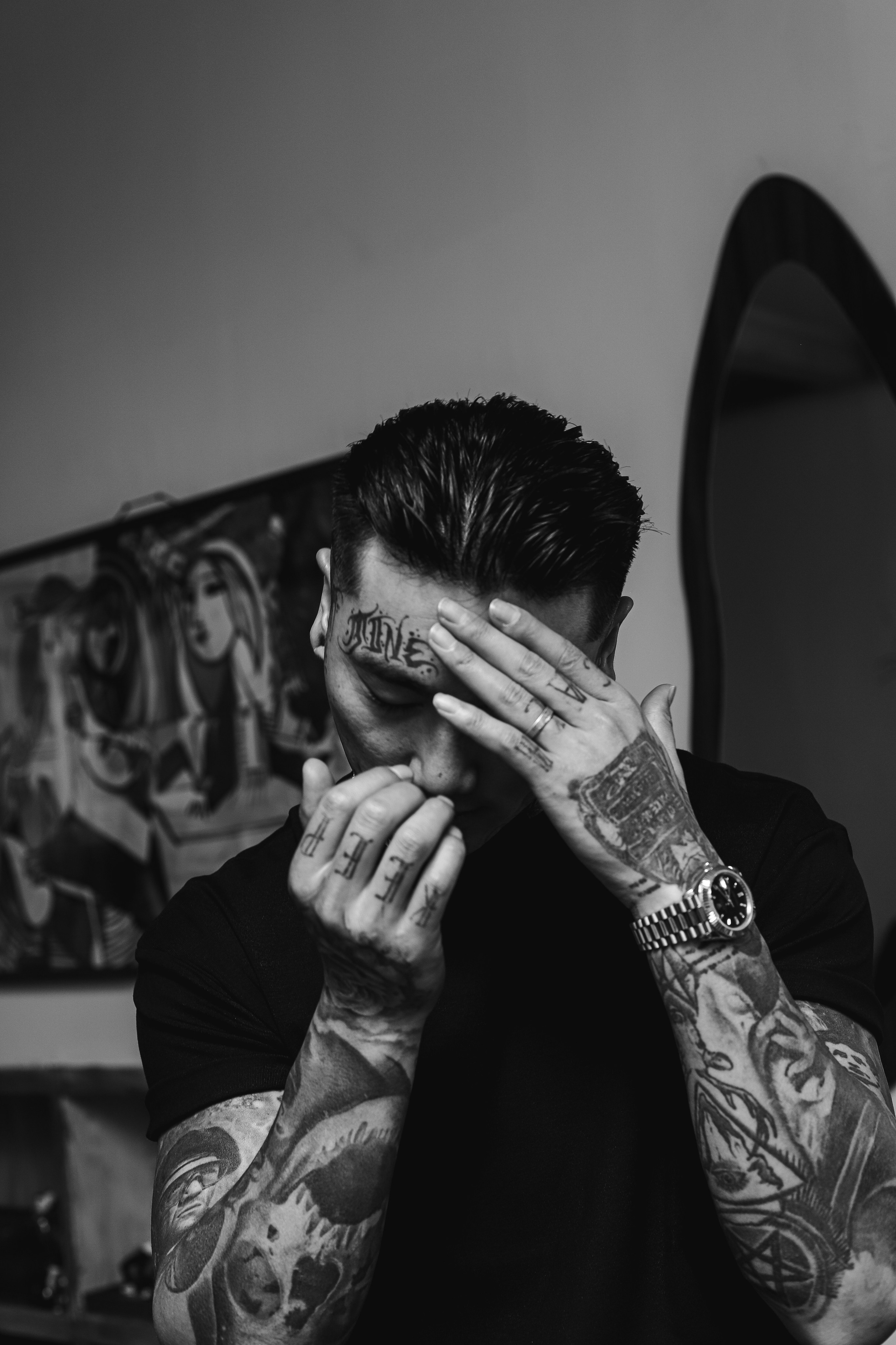 Eee. Editorial Portrait Photographer in Brighton specialising in Men, Artists and Performers | Violeta Orlauskaite
