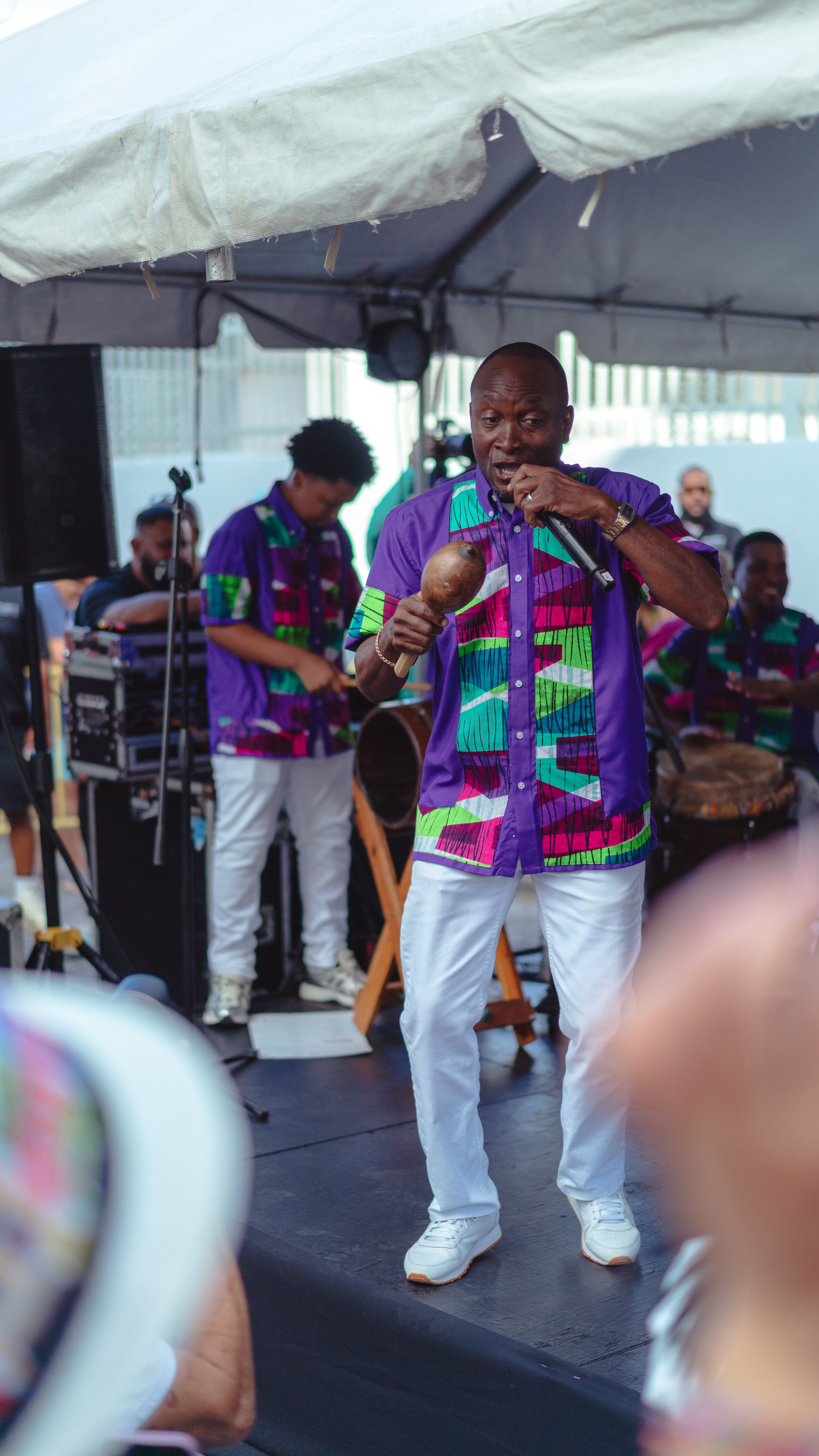 Natural Light. Manny Cruzado Photography