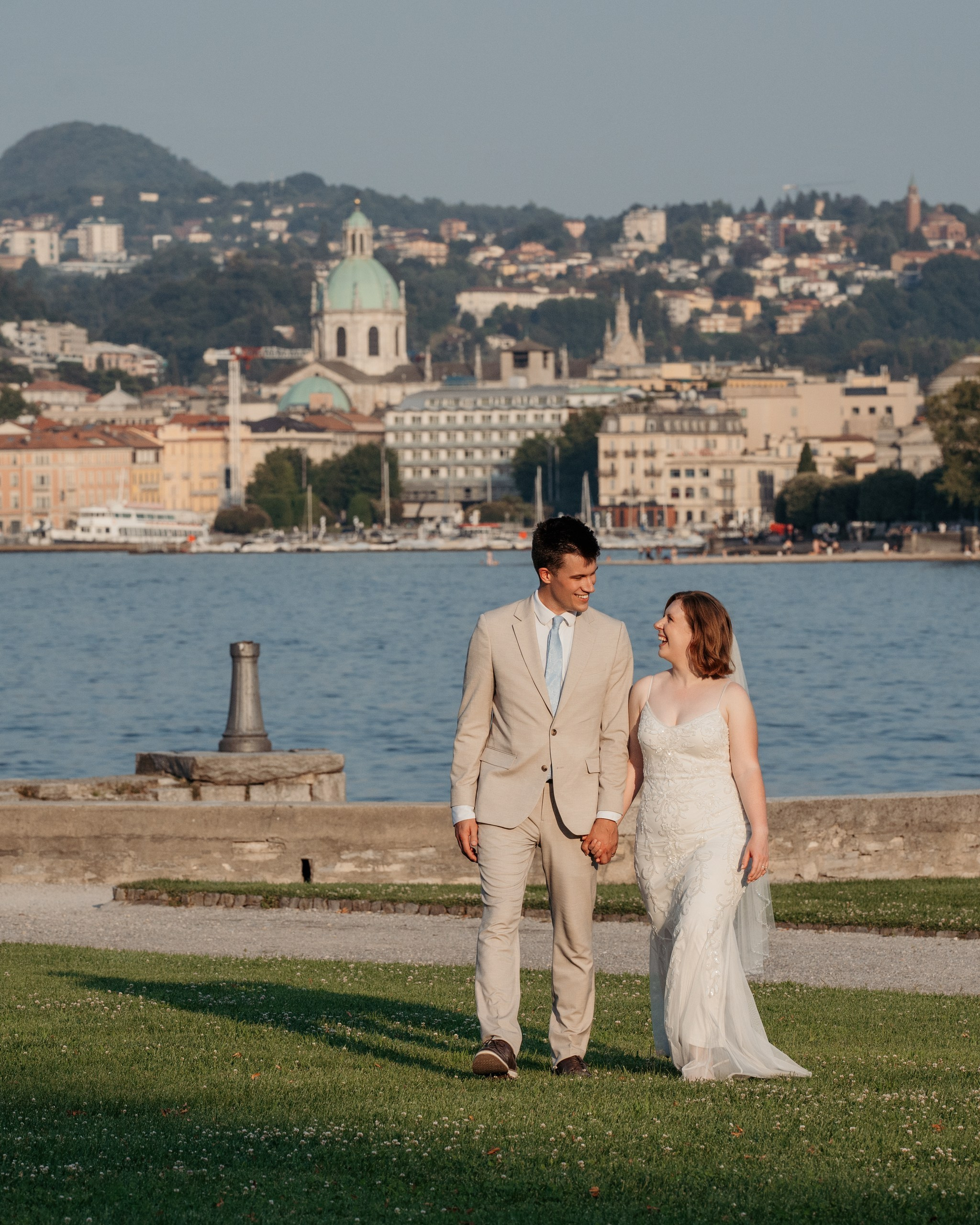 Cernobbio, Boat and Villa Olmo. Wedding Photographer Lake Como Ferrari Media Production