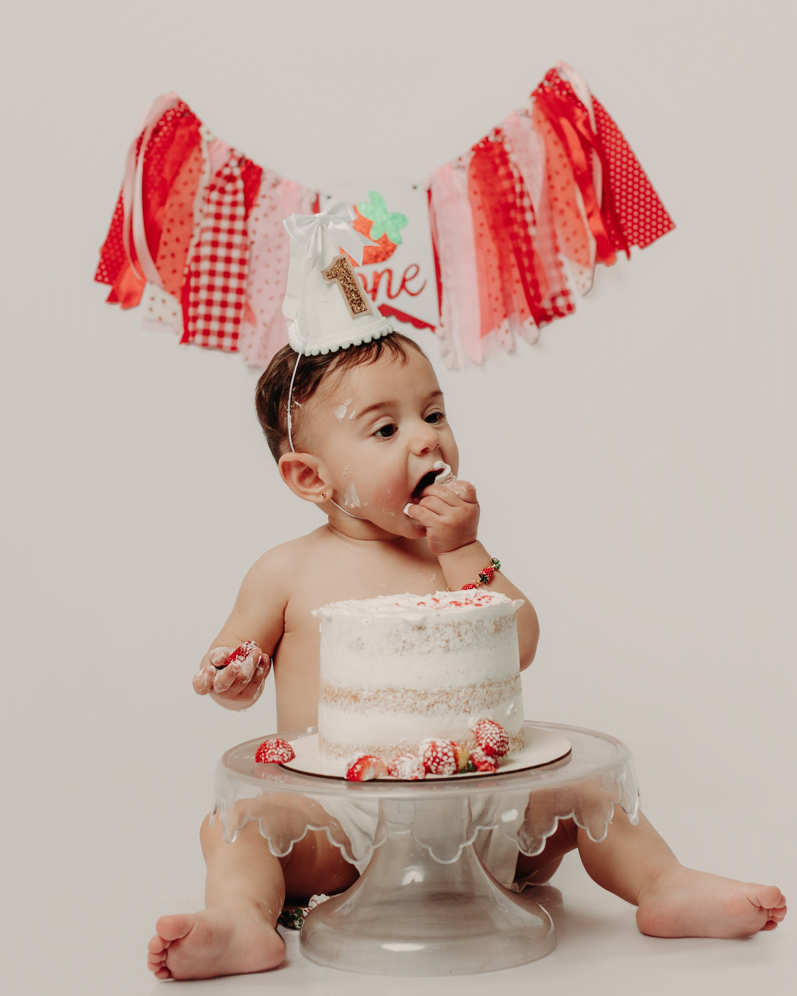 2025 | Jade — Smash The Cake — Estudio. Denis Damasceno | Fotografia