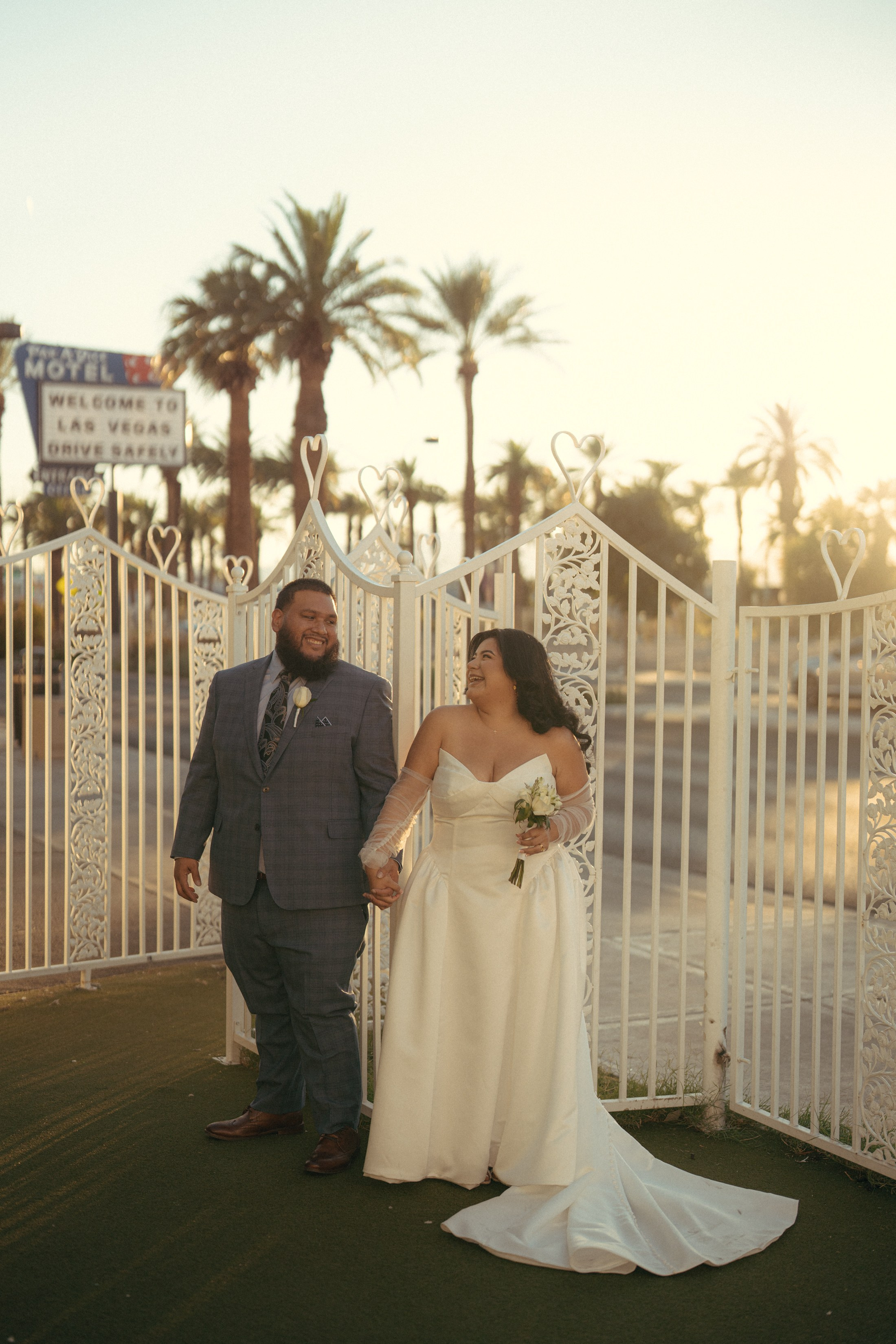 Miriam&Tino. Wedding & elopement photographer Viktoriya Kravtsov. Las Vegas
