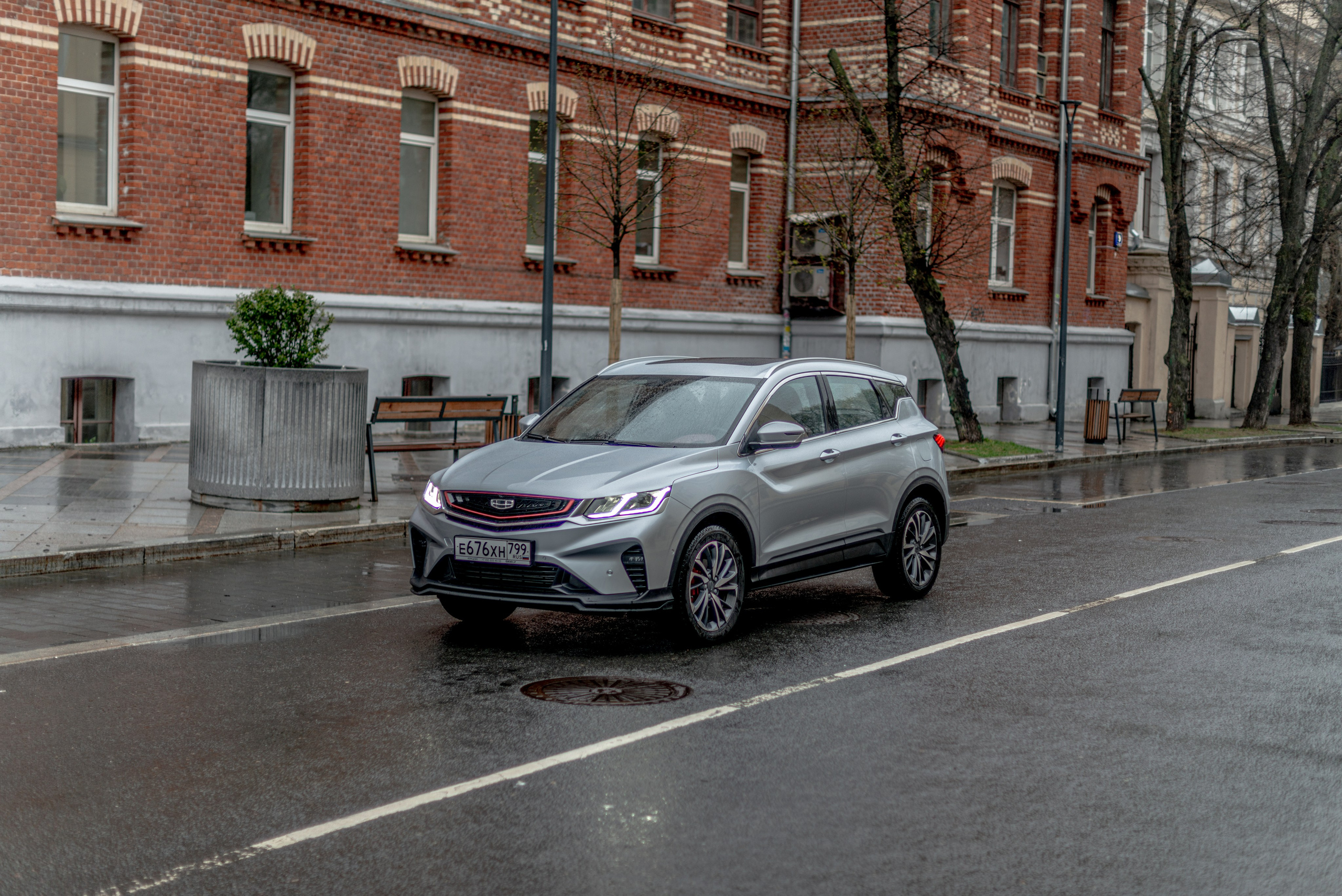 Фотосъемка автомобиля Geely Coolray. ФОТОГРАФ МЕКСИКА КИНТАНА-РОО