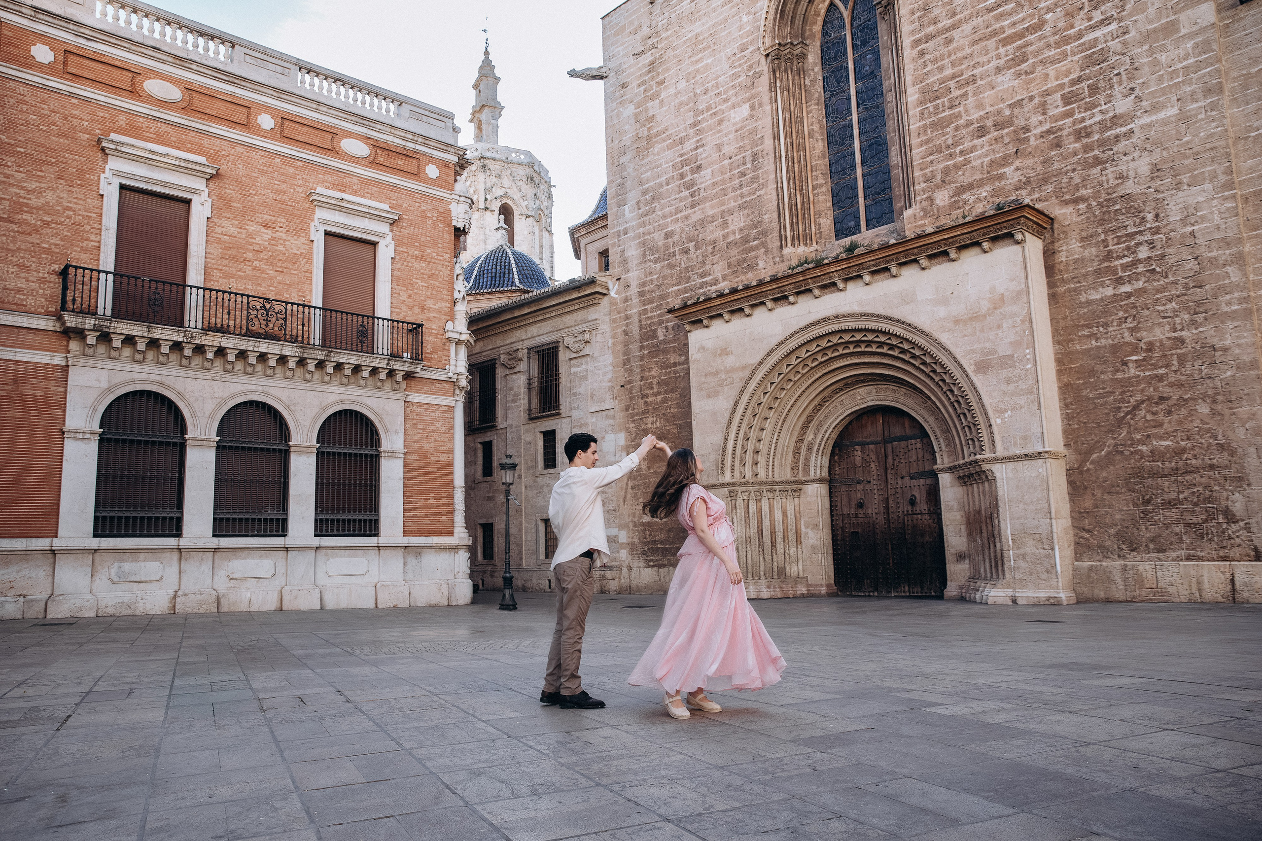 Hermosa Fotografía de Embarazo por Julia Gnatenko | Sesiones de Maternidad en Valencia, Alicante, Barcelona. Julia Gnatenko — Fotógrafa en Valencia, Alicante, Barcelona, España y Europa