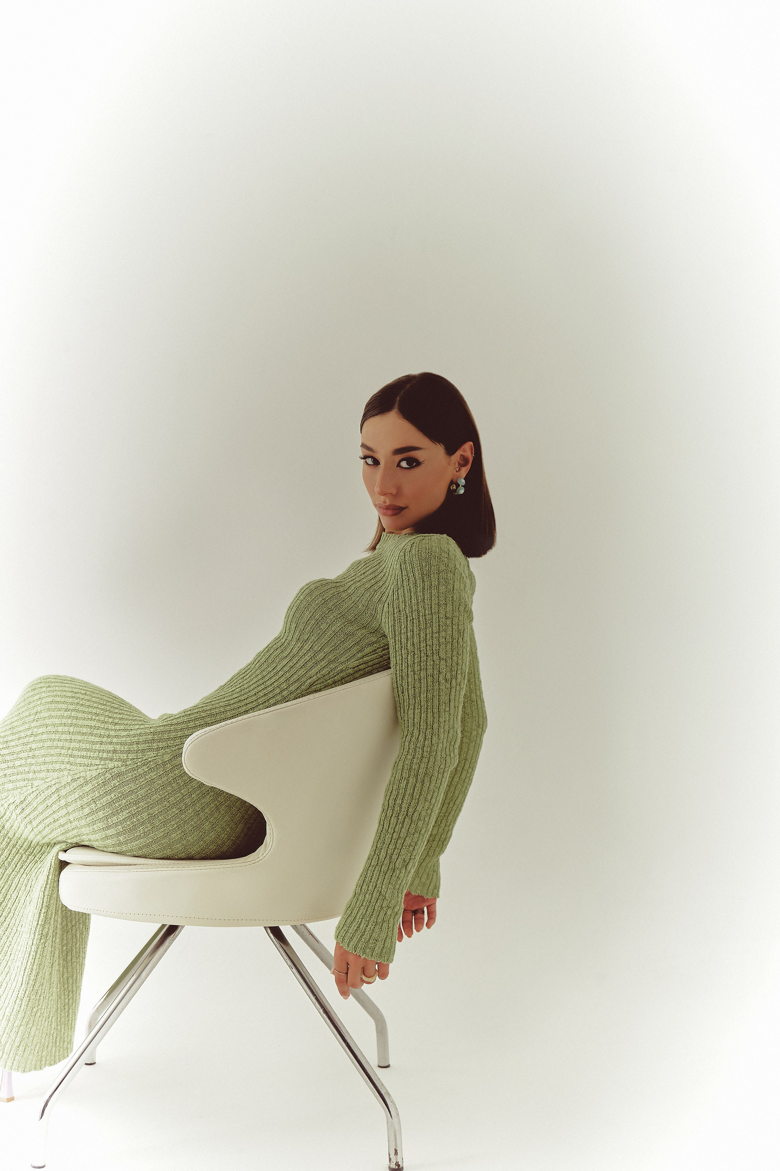 Horeeya LB'23. Commercial fashion photographer based in Turkey and Europe