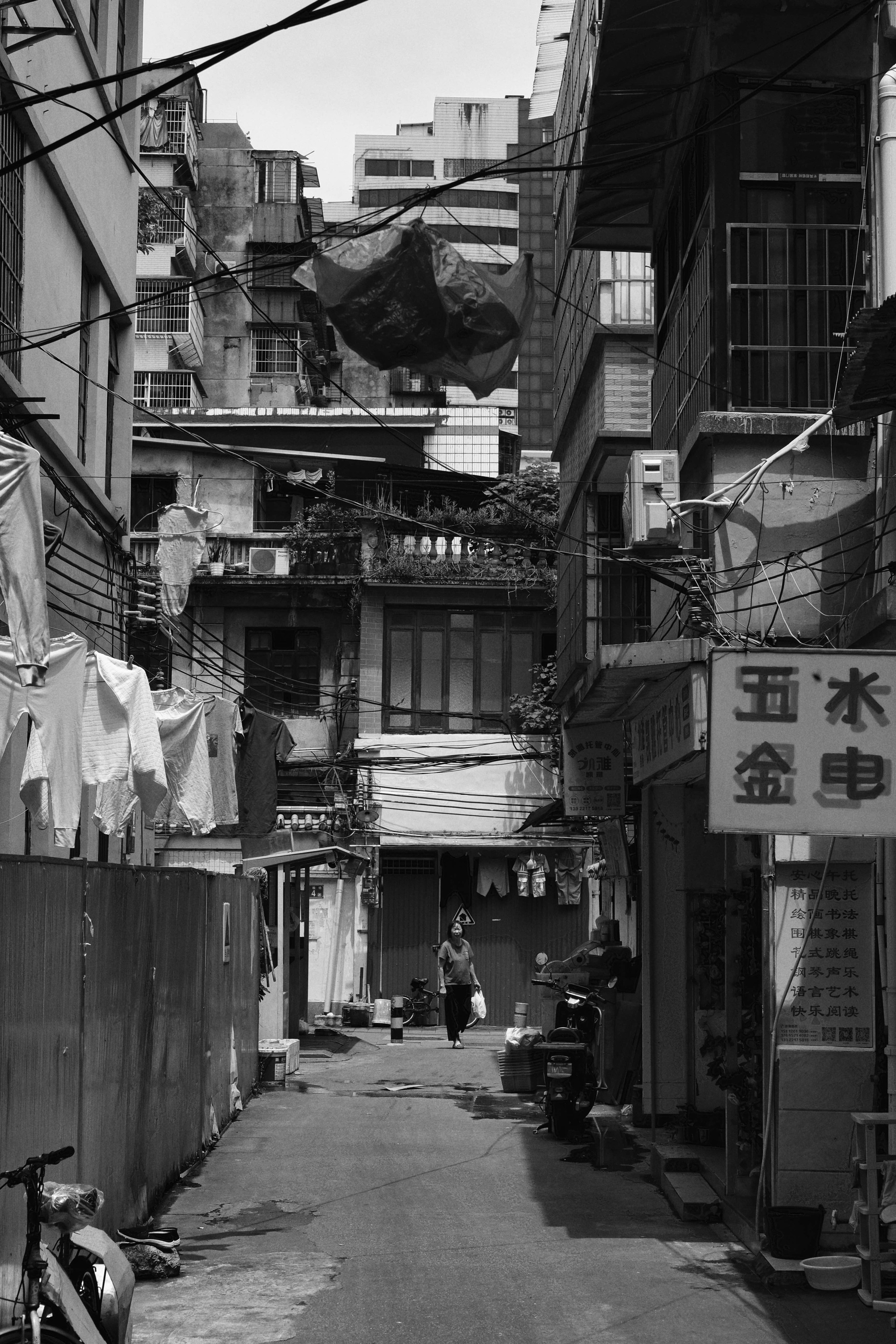 Capturing Life in Black and White - Candid Street Photography