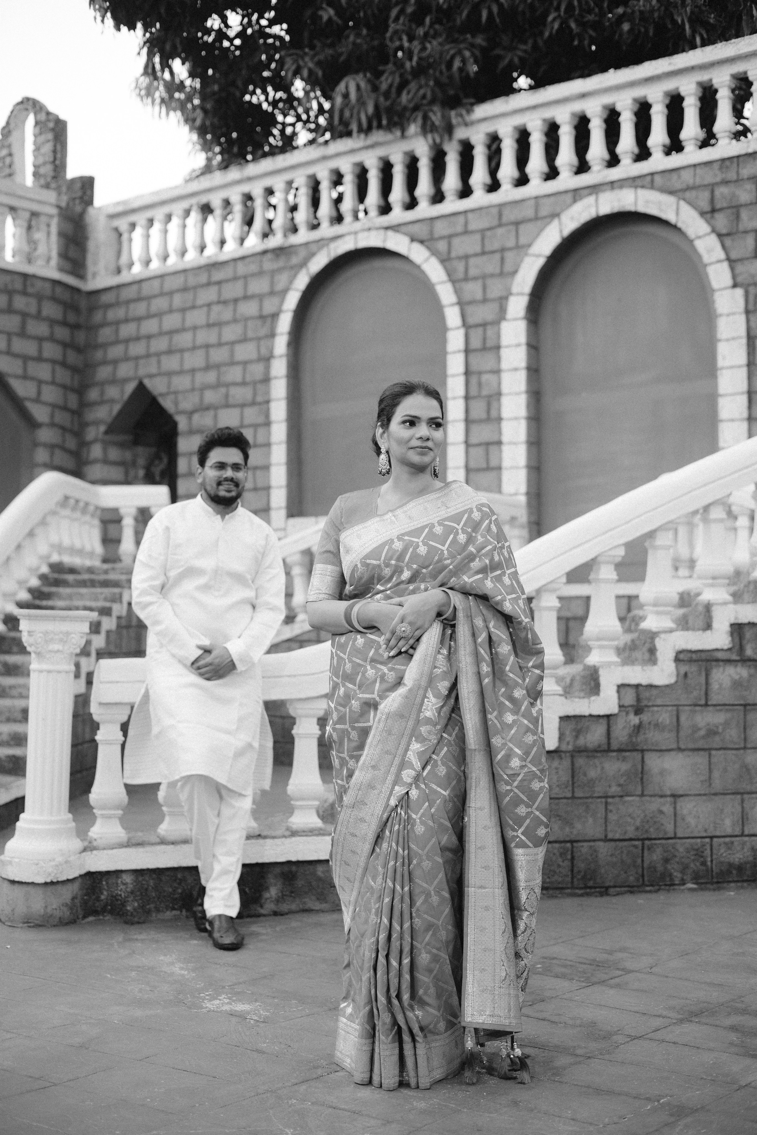 COUPLE SESSIONS. Love Emotions Weddings
