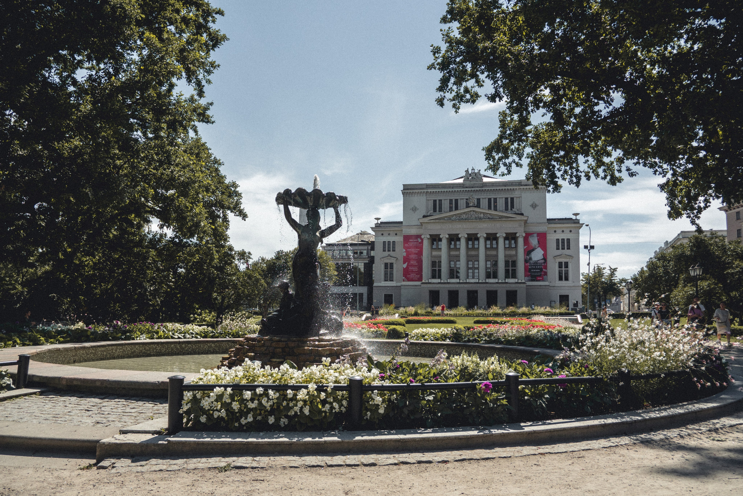 Voyage à Riga. Photographe sur Cote d’Azur. Portraits de familles, couples, enfants, événements