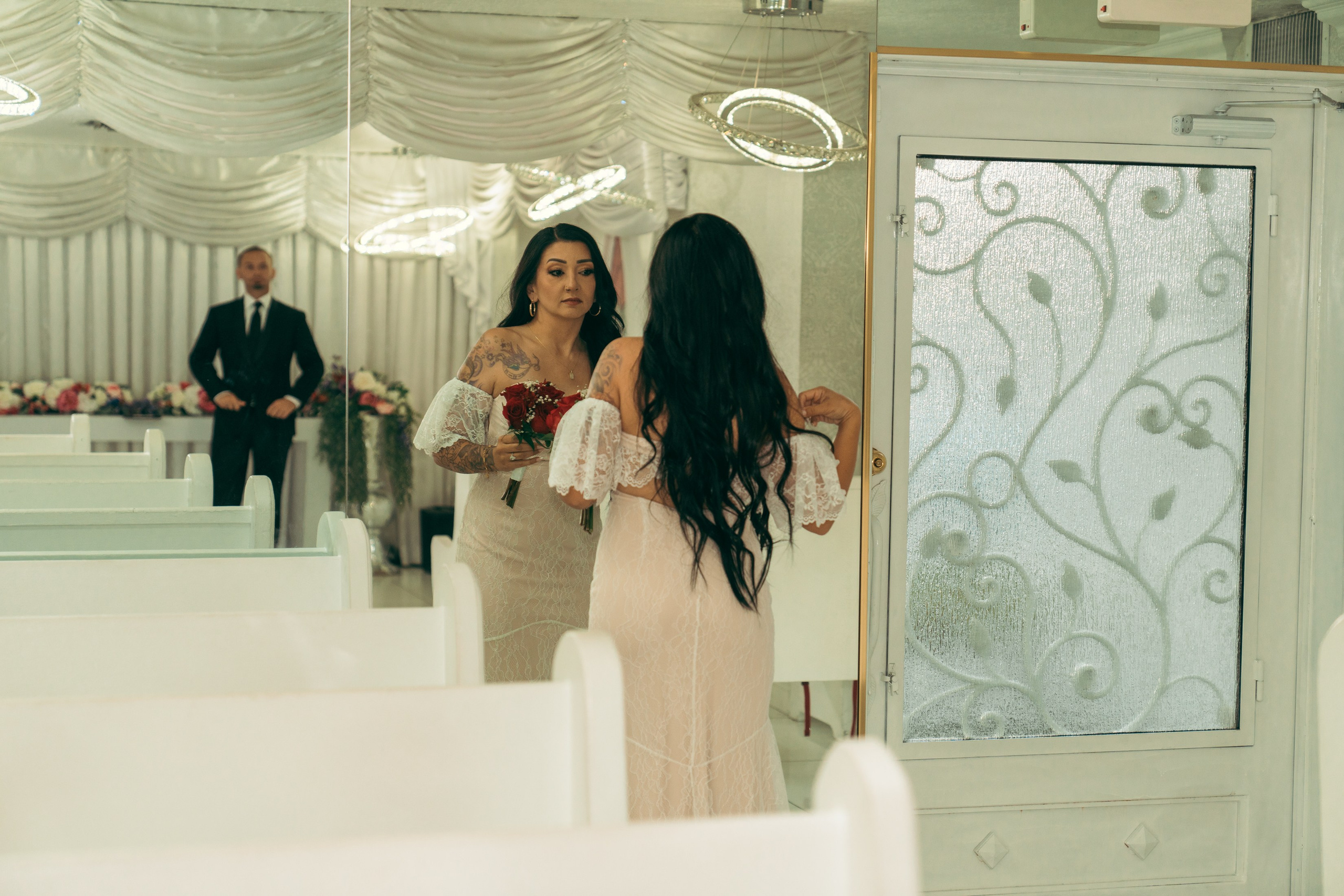 Jessica&Dakoda. Wedding & elopement photographer Viktoriya Kravtsov. Las Vegas