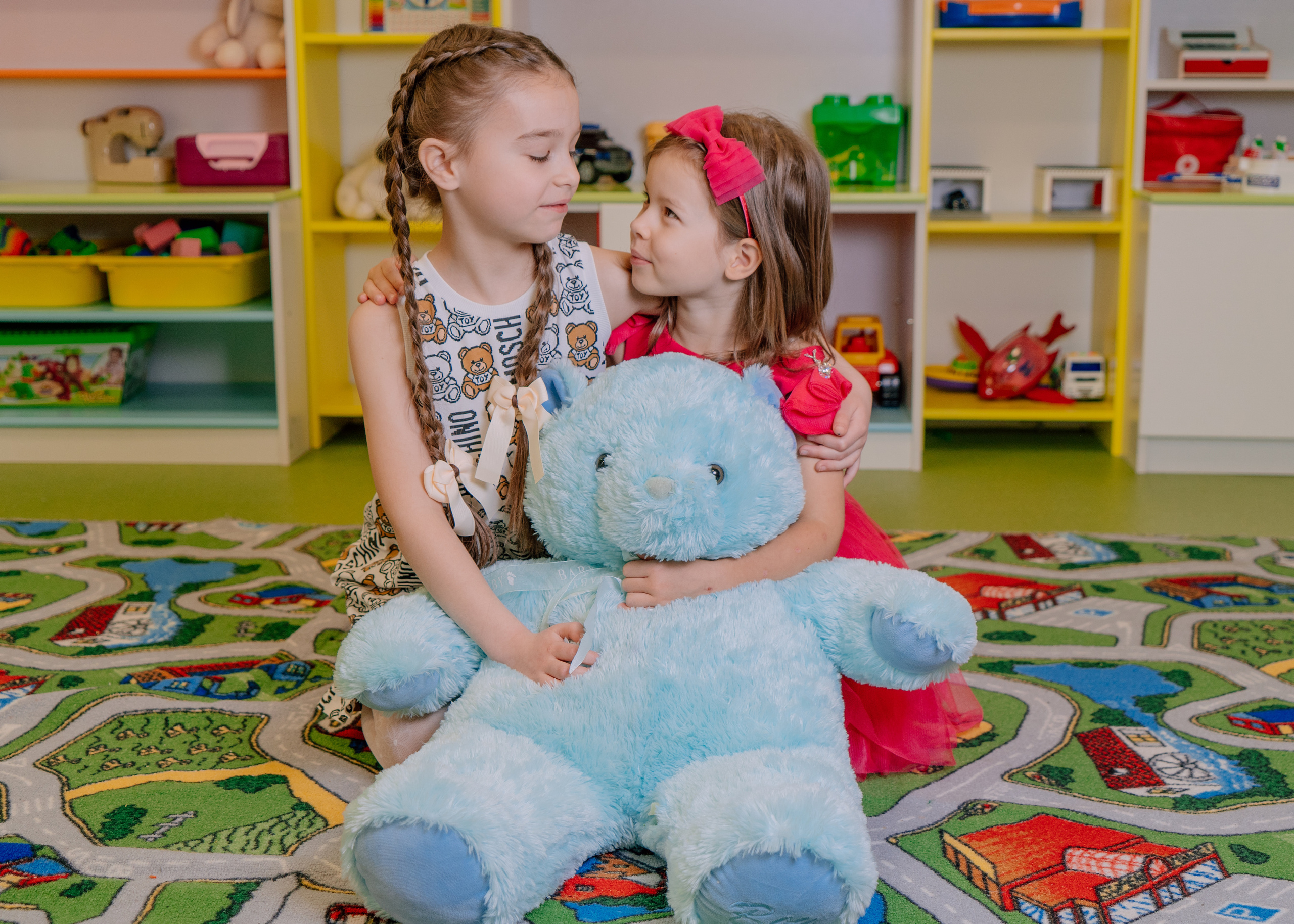 Фото с друзьями и воспитателями. YAADELINA Фотограф Аделина Багдасарян