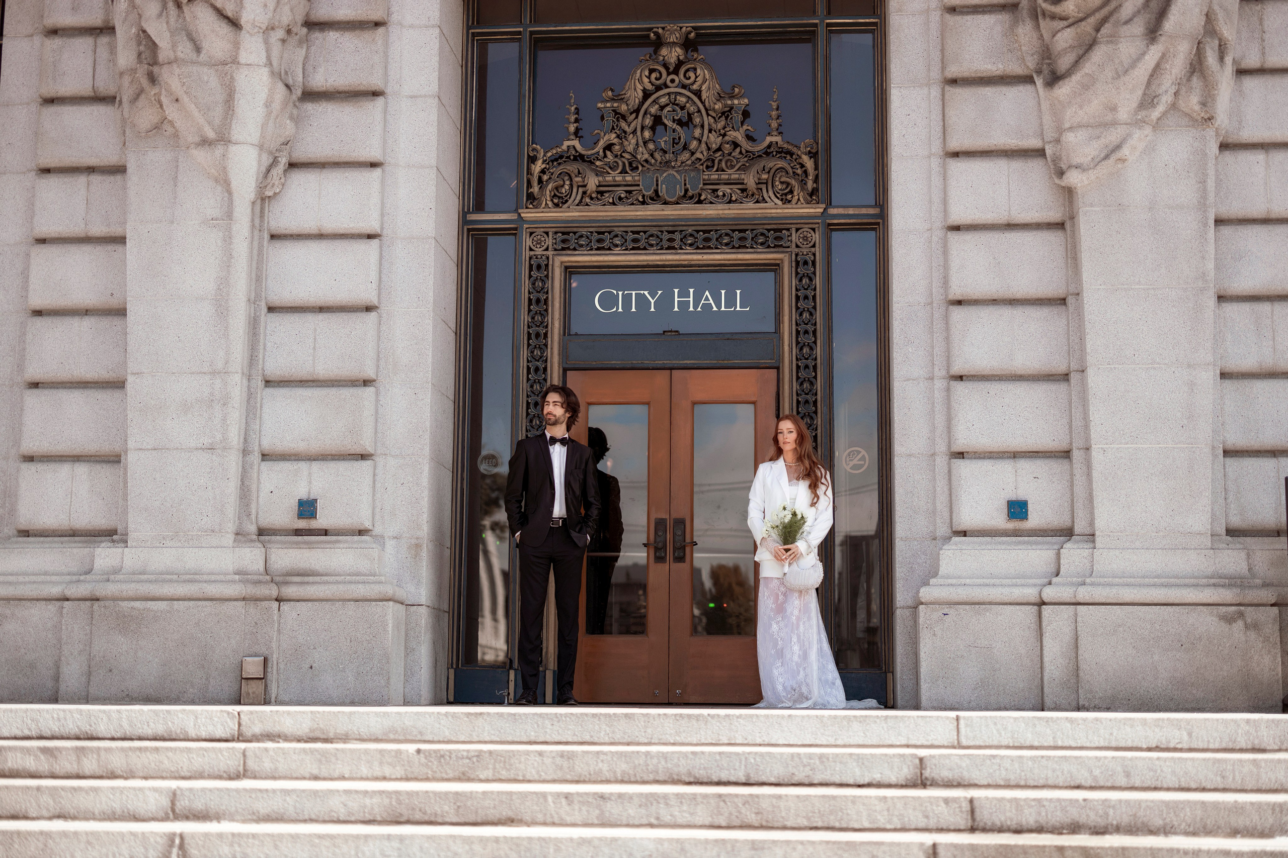 San Francisco City hall. Bay Area Photographer: family, maternity, love story, wedding
